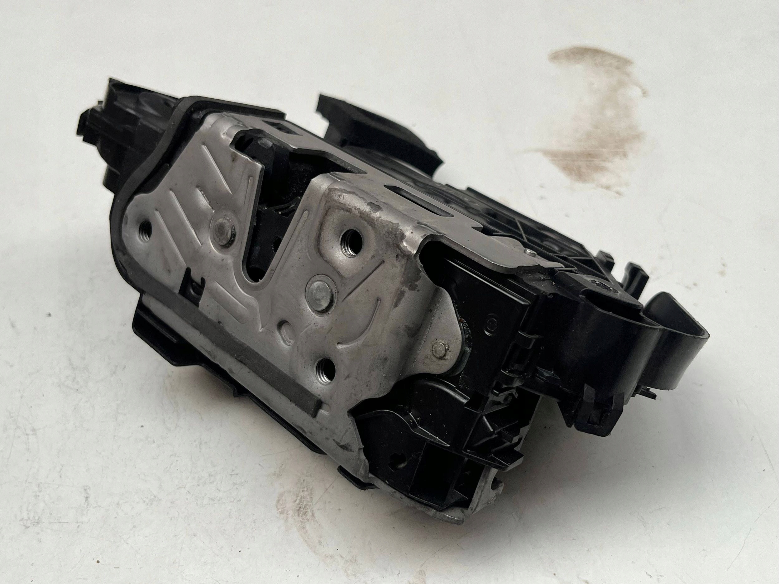 VOLKSWAGEN SEAT SKODA lock door left front 5TB837015E @M
