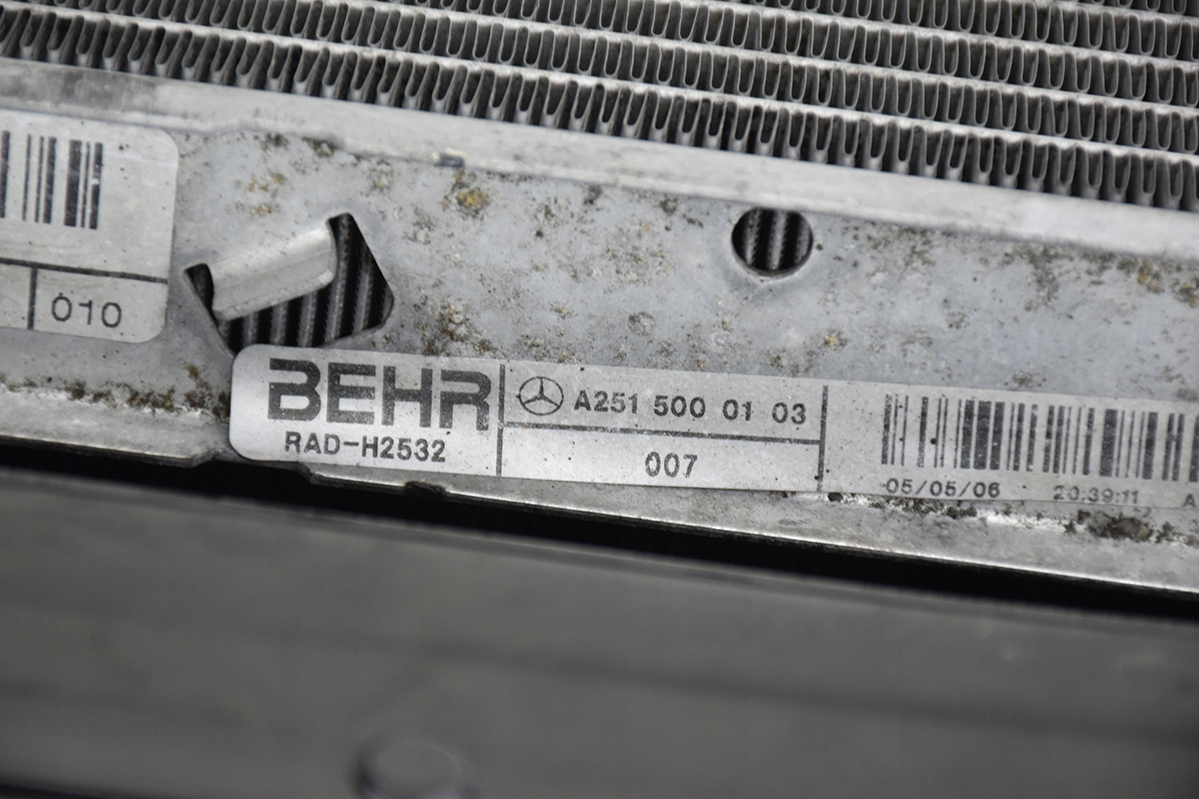 bar, wall front MERCEDES R W251