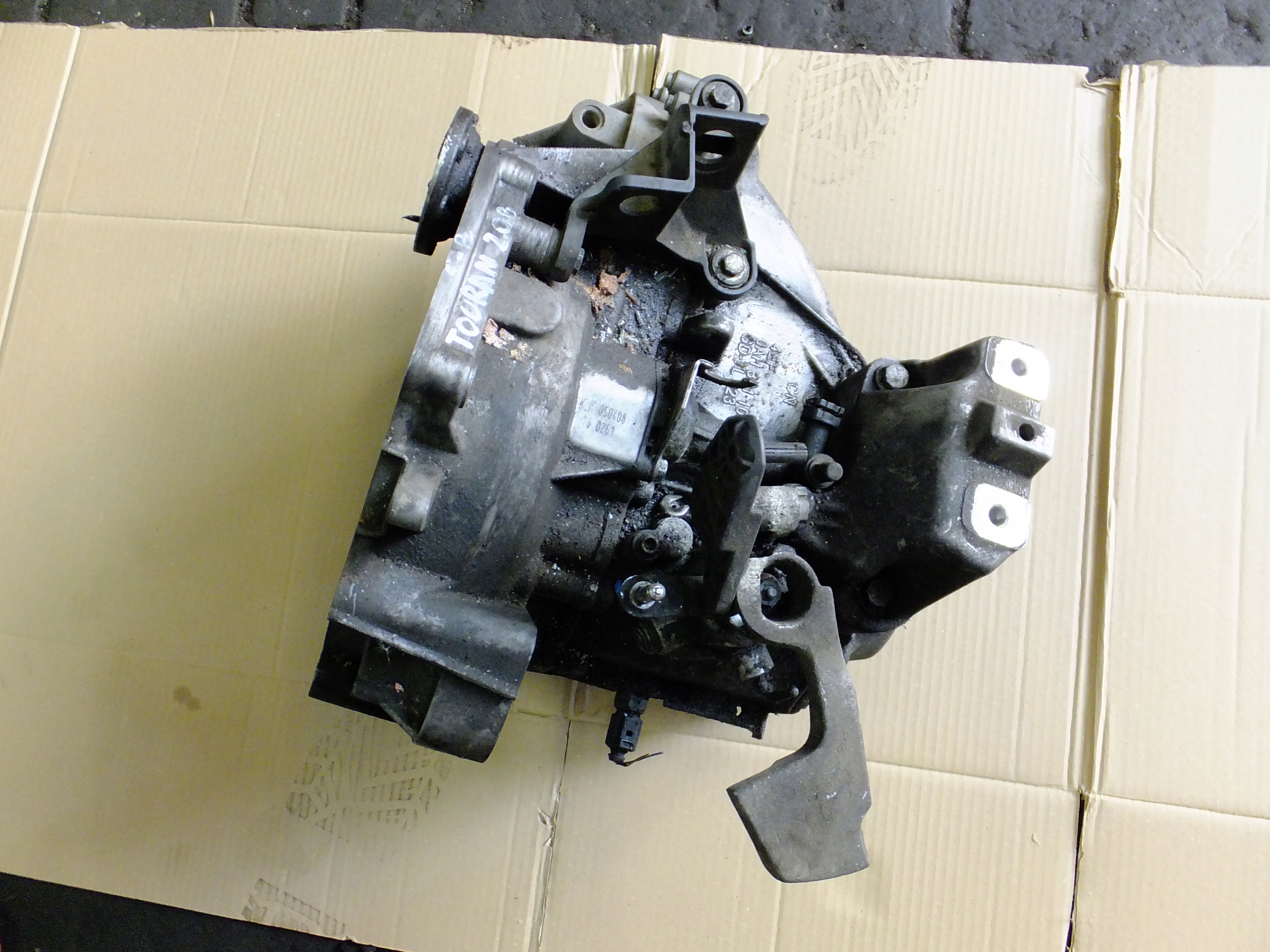 CAMBIO vw touran 2,0 8v KLK 2008r