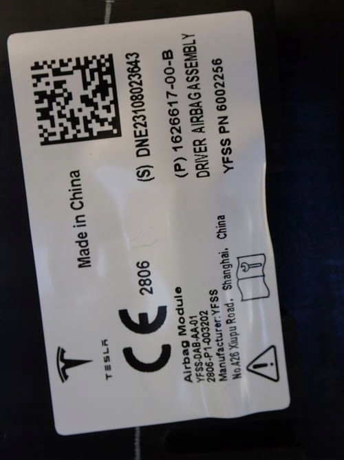 TESLA Y airbag Airbag Deckel 1626617-00-B