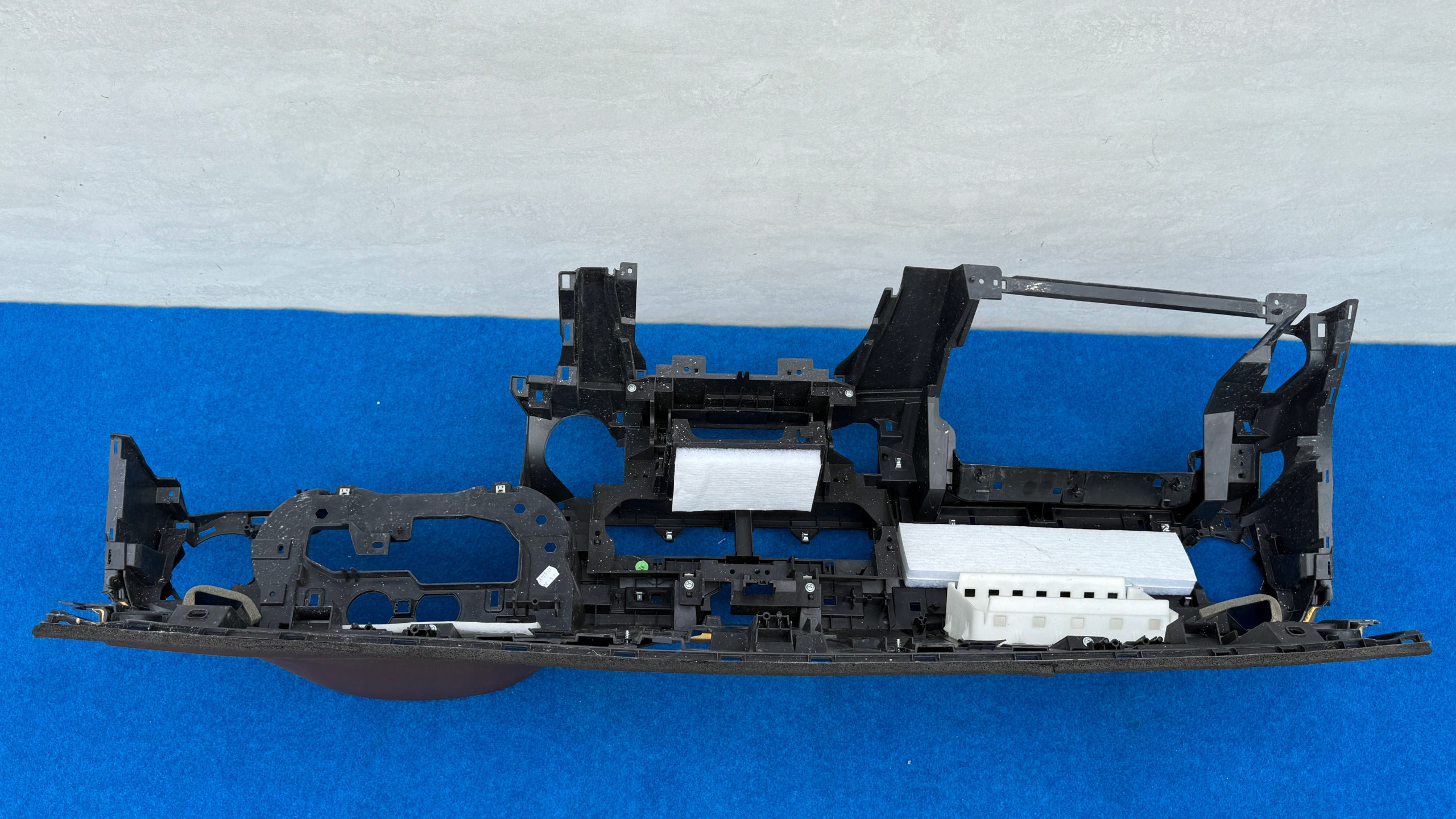 MERCEDES X-KLASA W470 dashboard instrument panel console TOFFI 681005XA1B DM/KOM/3A
