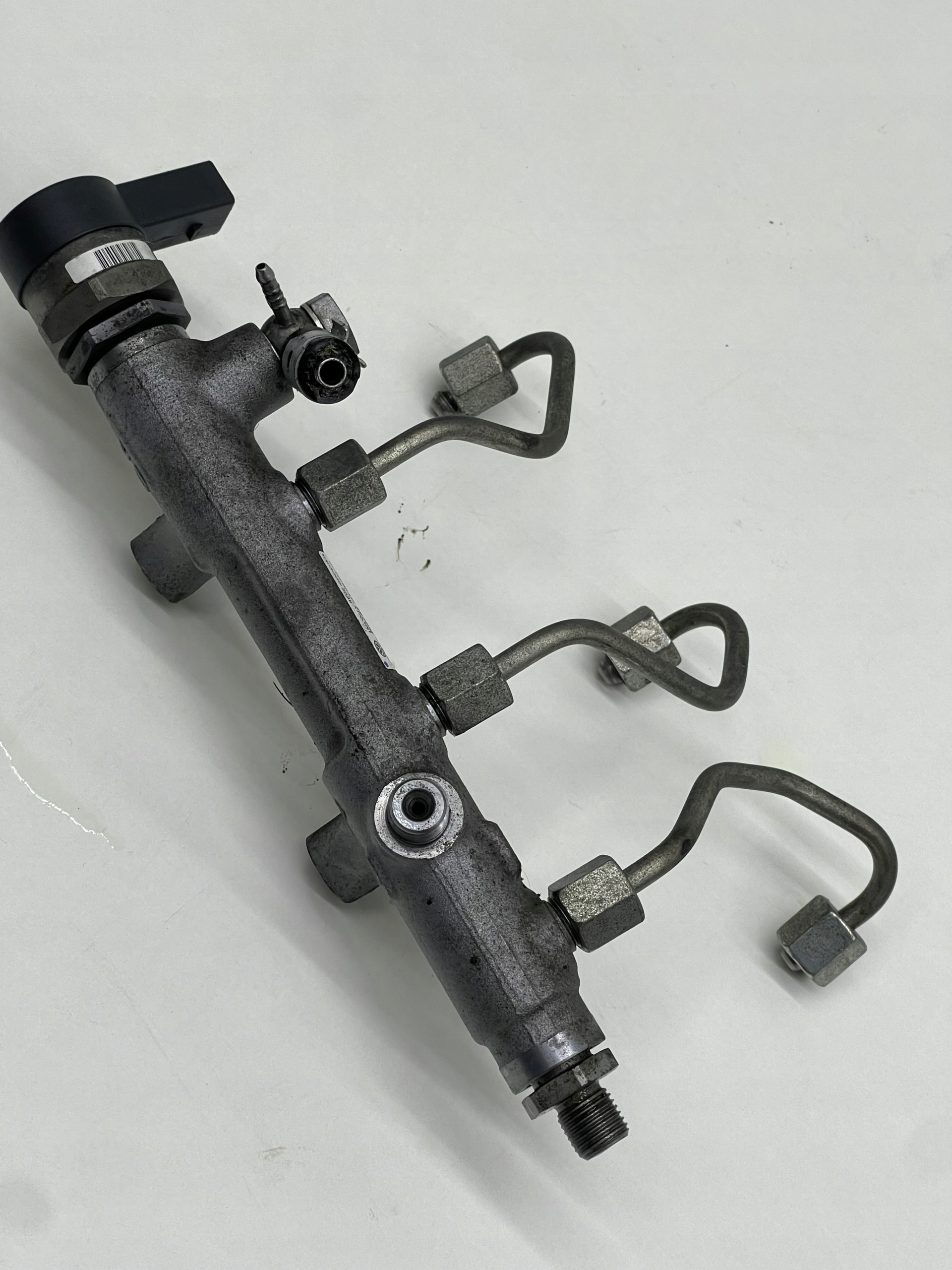 Audi A4 A5 A7 A6 C7 3.0 tdi топливная рейка