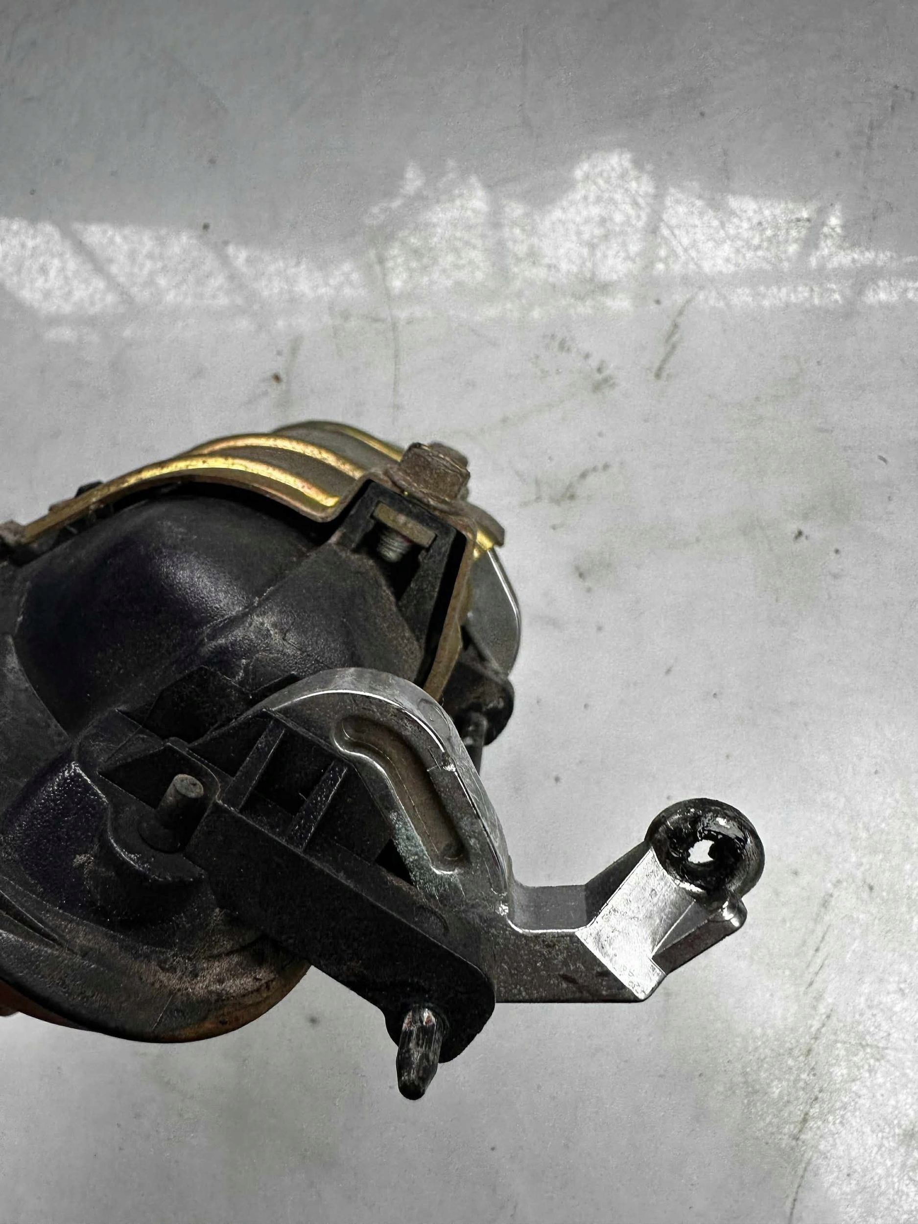 volvo S40, V40 ручка двери внутренняя хром правый передний