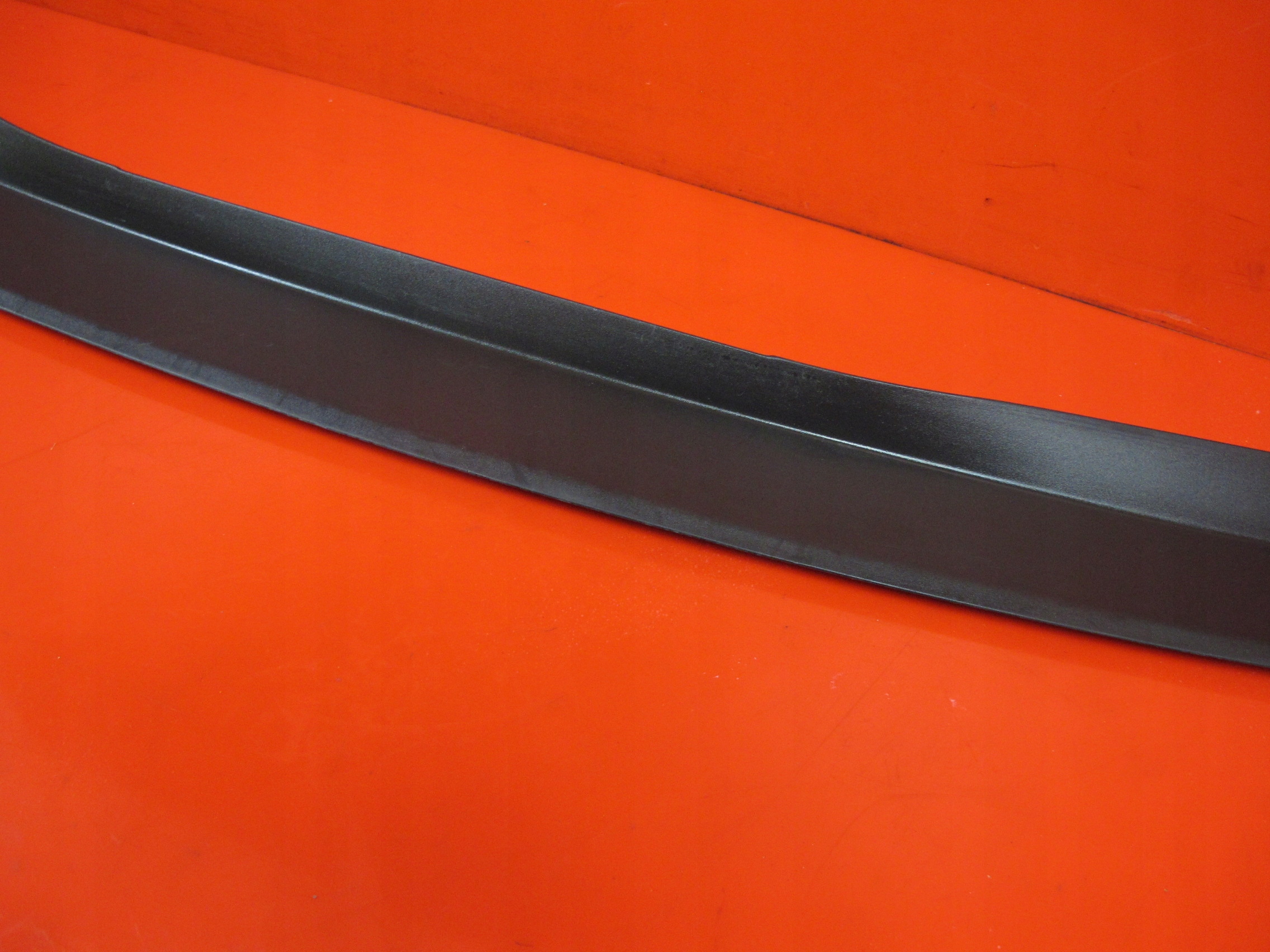 BMW X3 E83 moulding cover KRAWEDZI WNEKI boot
