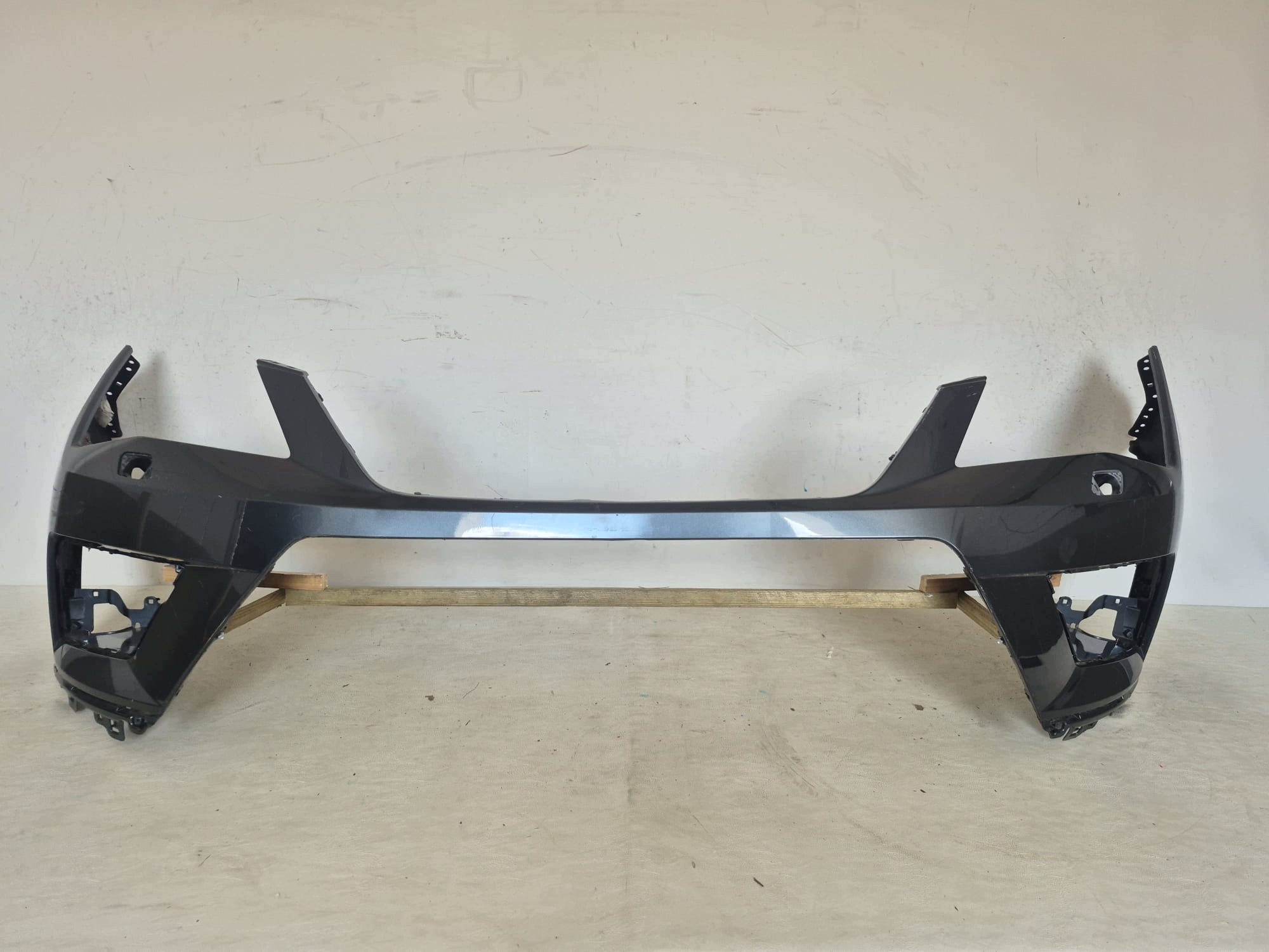 SEAT ATECA 16-20 bumper front front washer PDC