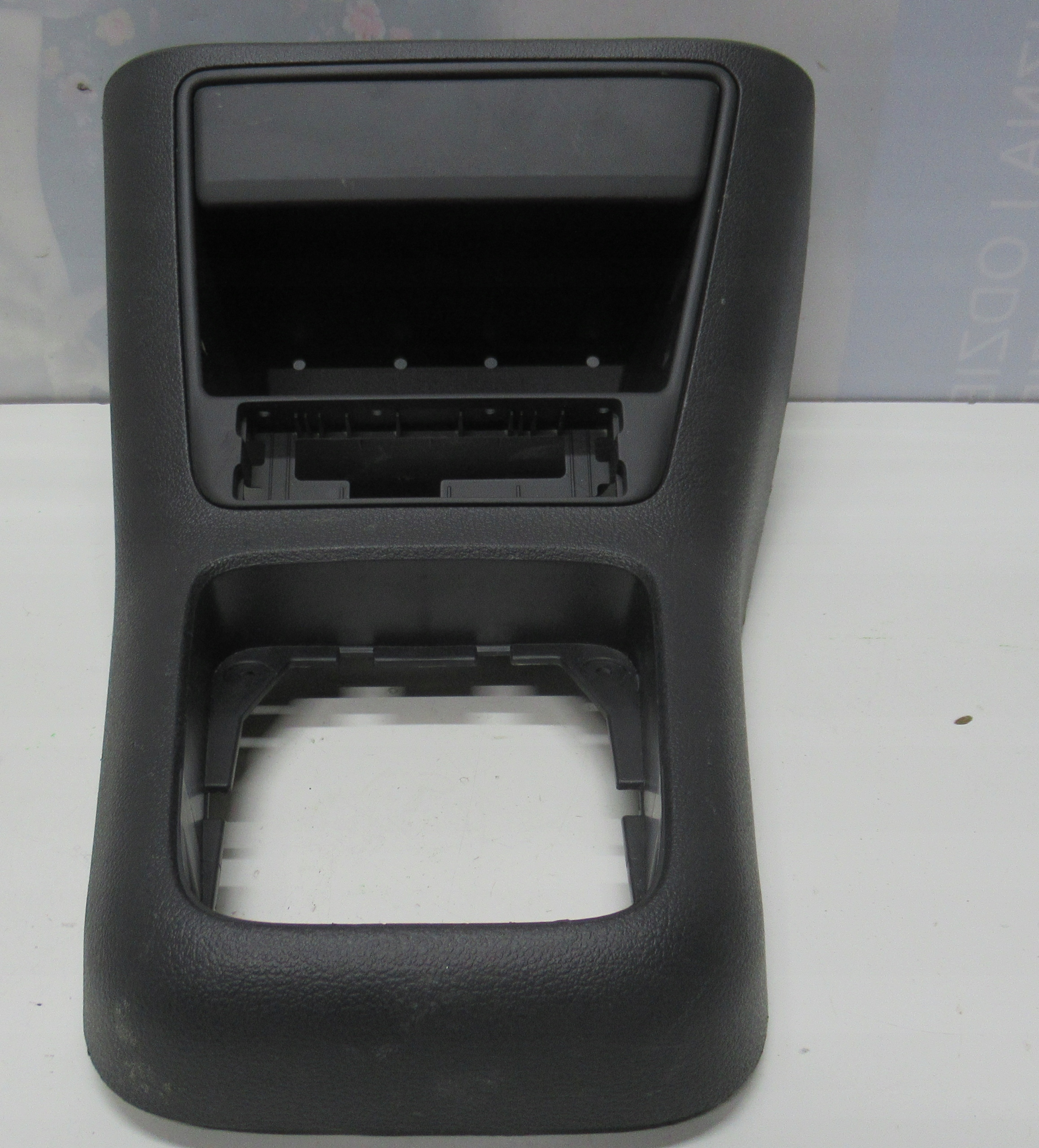 GOLF VI+ 12R Blende Abdeckung TUNEL mitte 5N1863476A