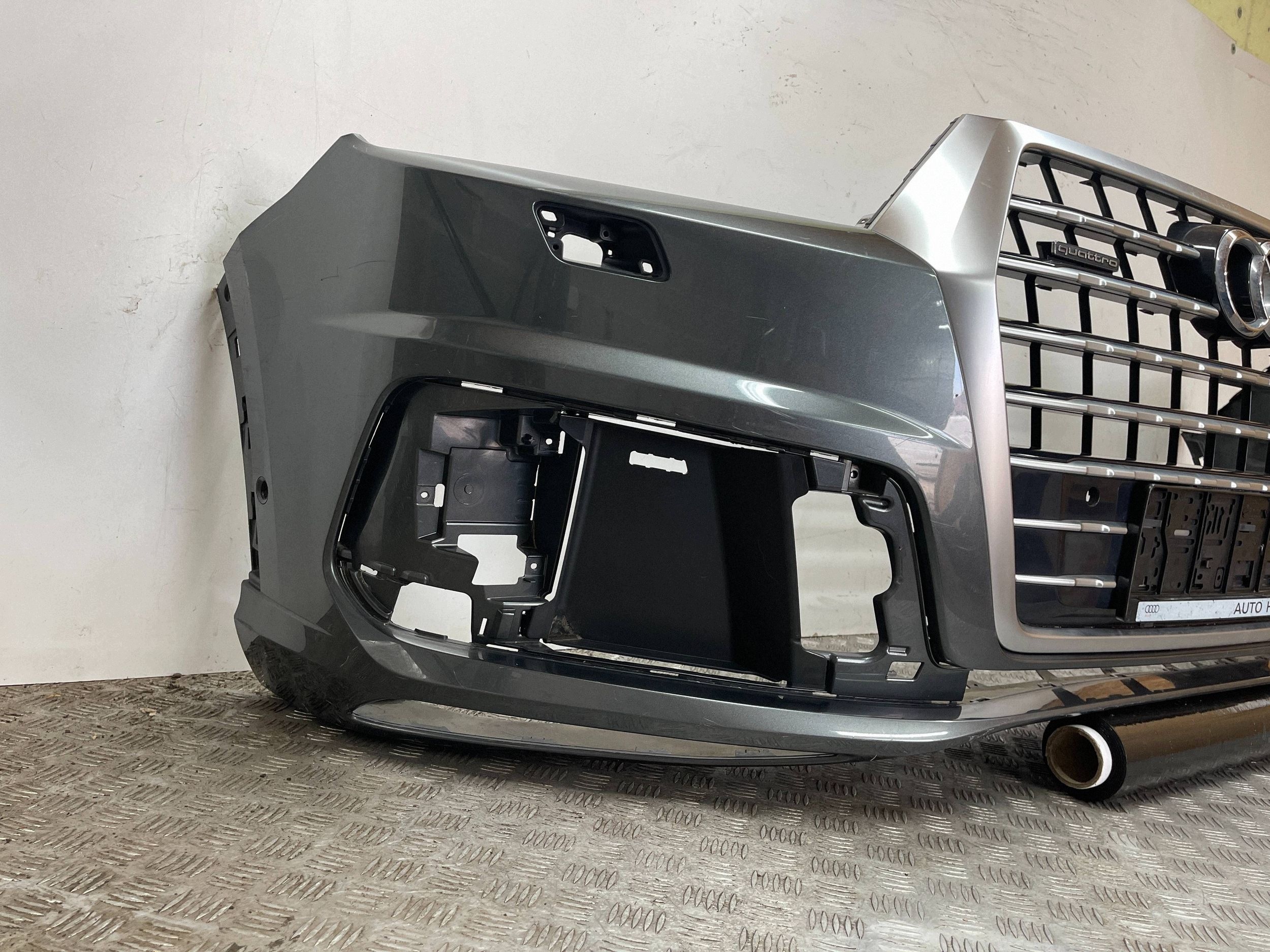 front bumper front AUDI Q7 4M II 2 15- S-LINE