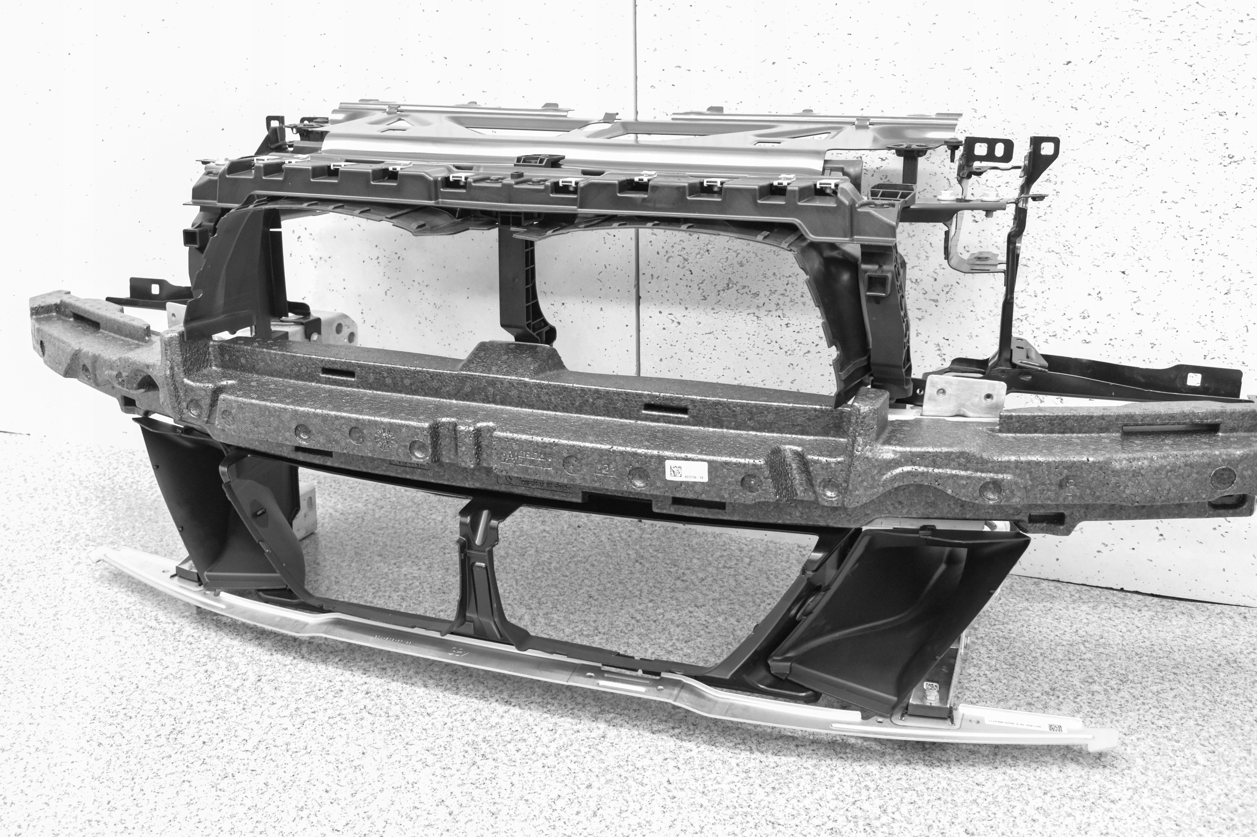 PAS PRZEDNI WZMOCNIENIE BELKA ABSORBER BMW M4 G82 G83 G80 Typ samochodu Samochody osobowe