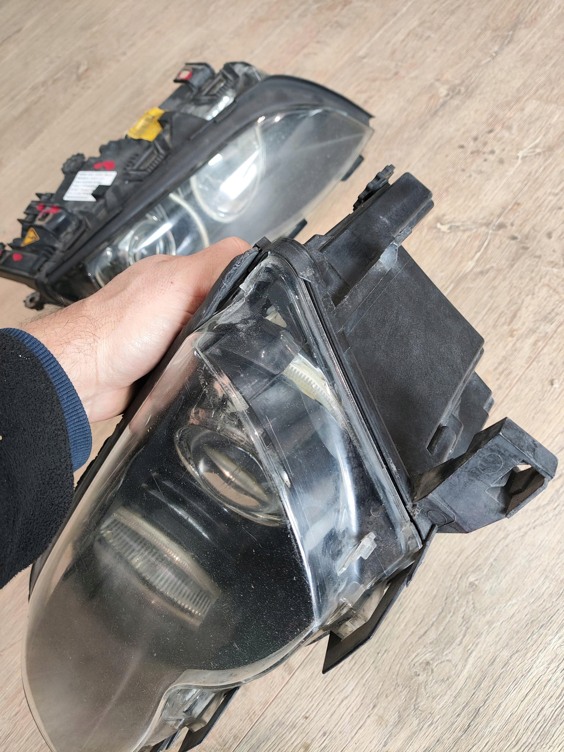 BMW E46 sedan light XENON right left 7165775 LIFT