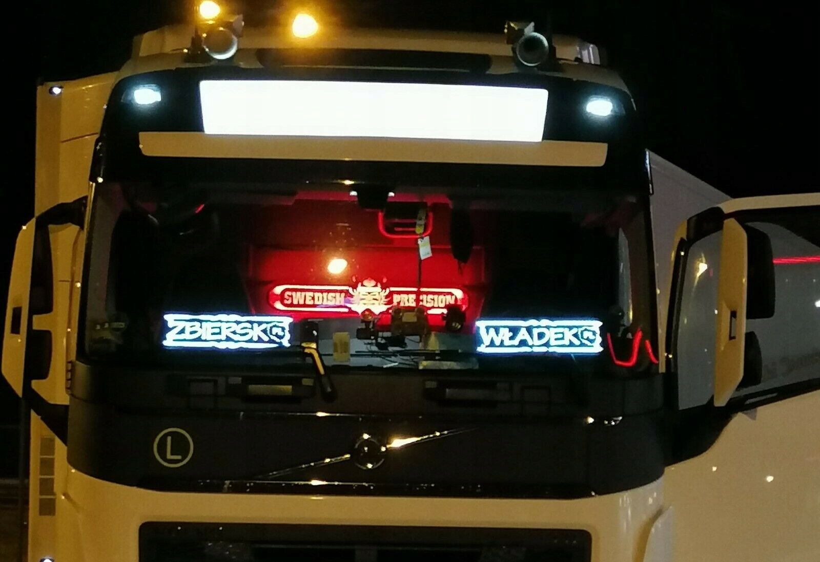 Lustro LED TIR VOLVO dlugie 100x25 podswietlane 24 Weight with packaging 3 kg