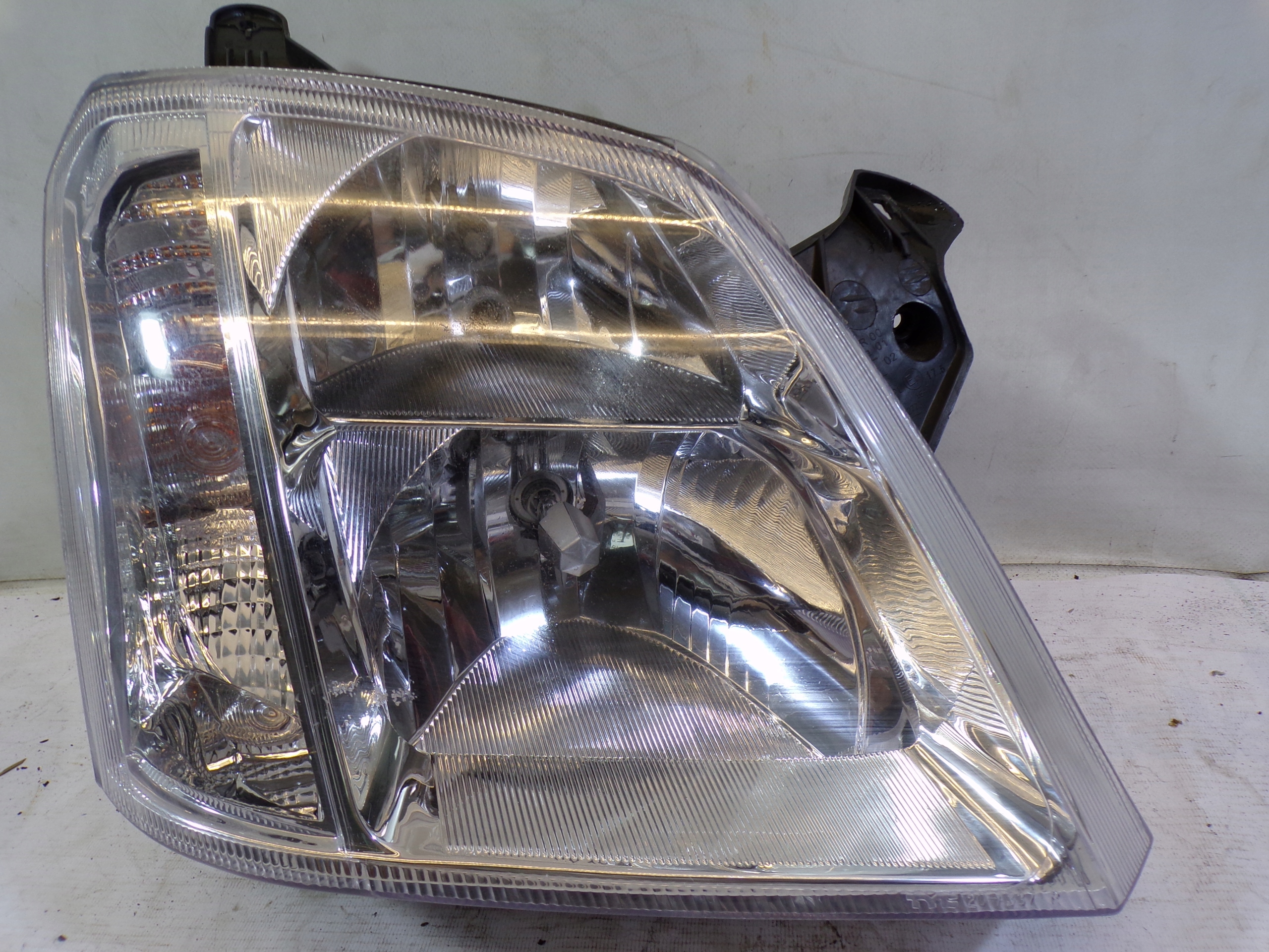light right front OPEL MERIVA A LIFT (2)