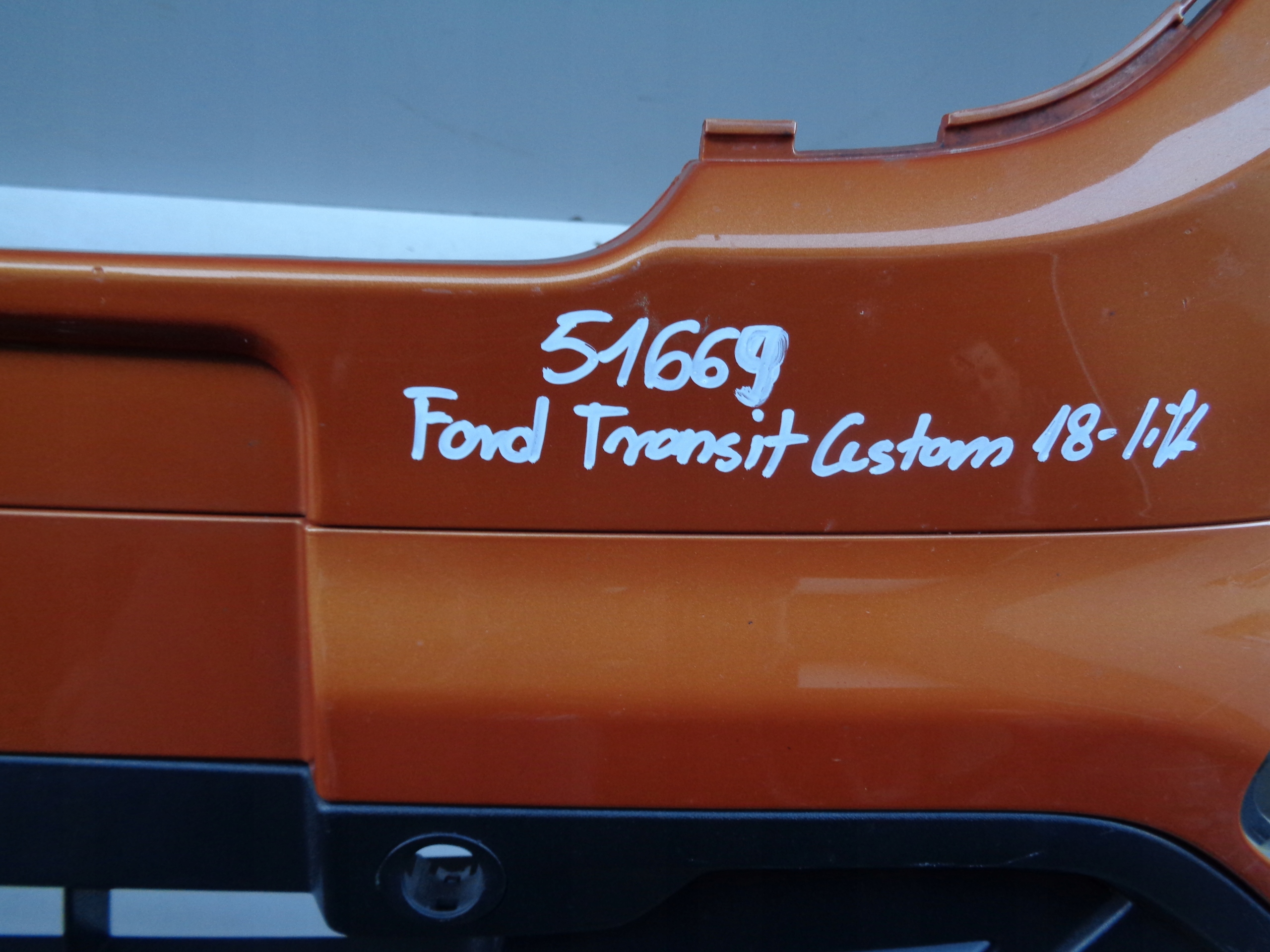 Frontstoßstange FORD TRANSIT CUSTOM 18- LIFT NR 51669