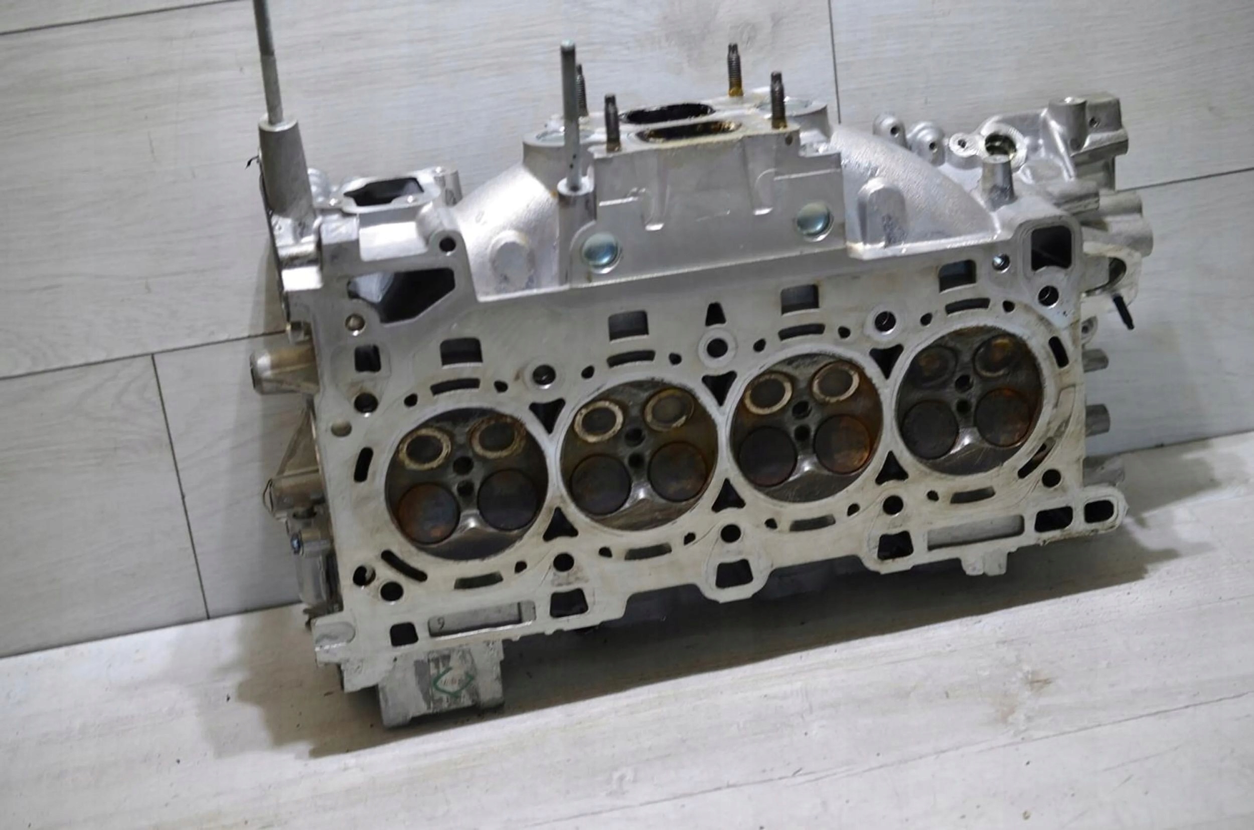 Alfa Romeo Giulia 2021 head. 2.0T