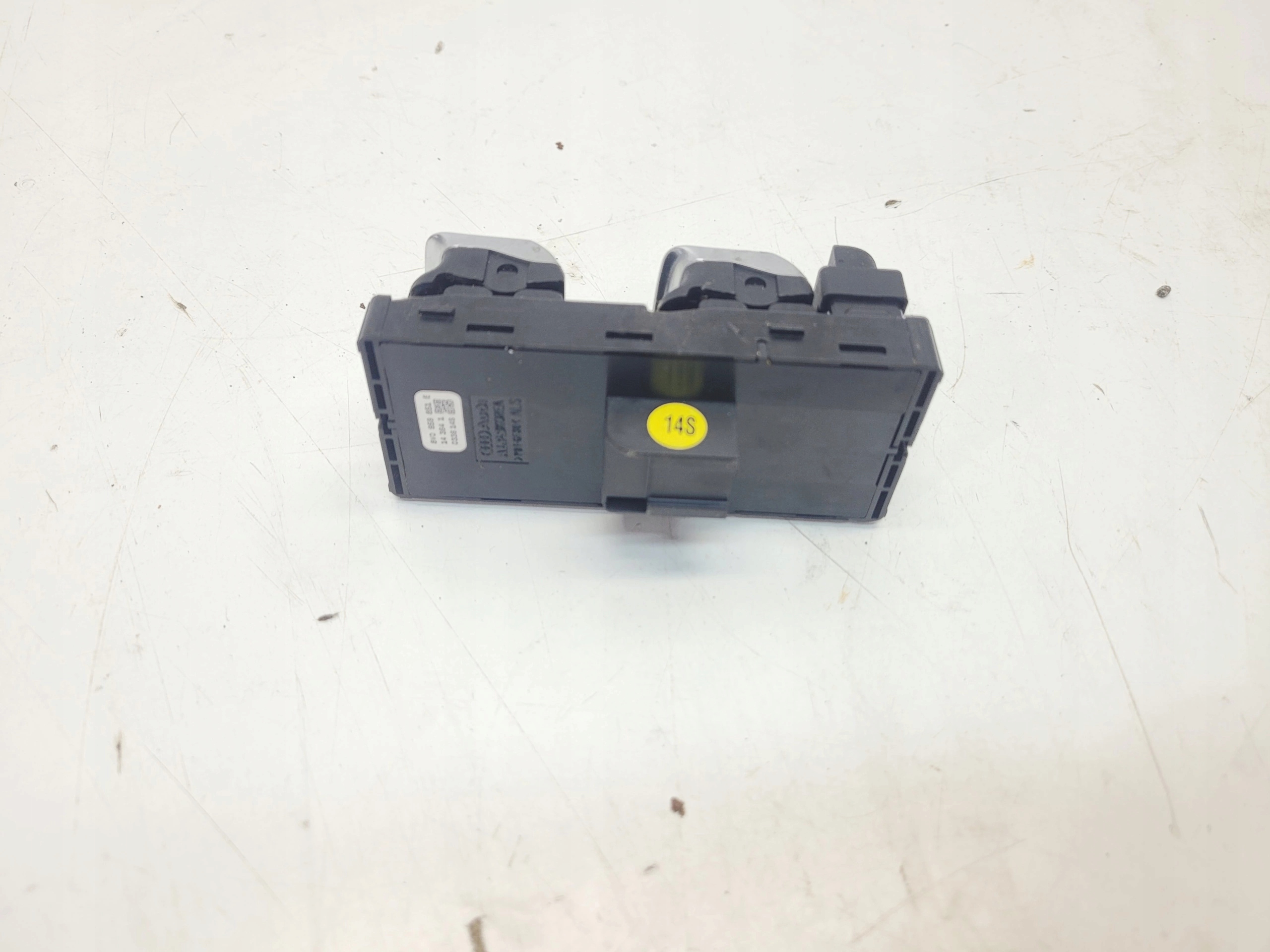 switch switch of the window CHROM AUDI A3 8V 8V0959851E