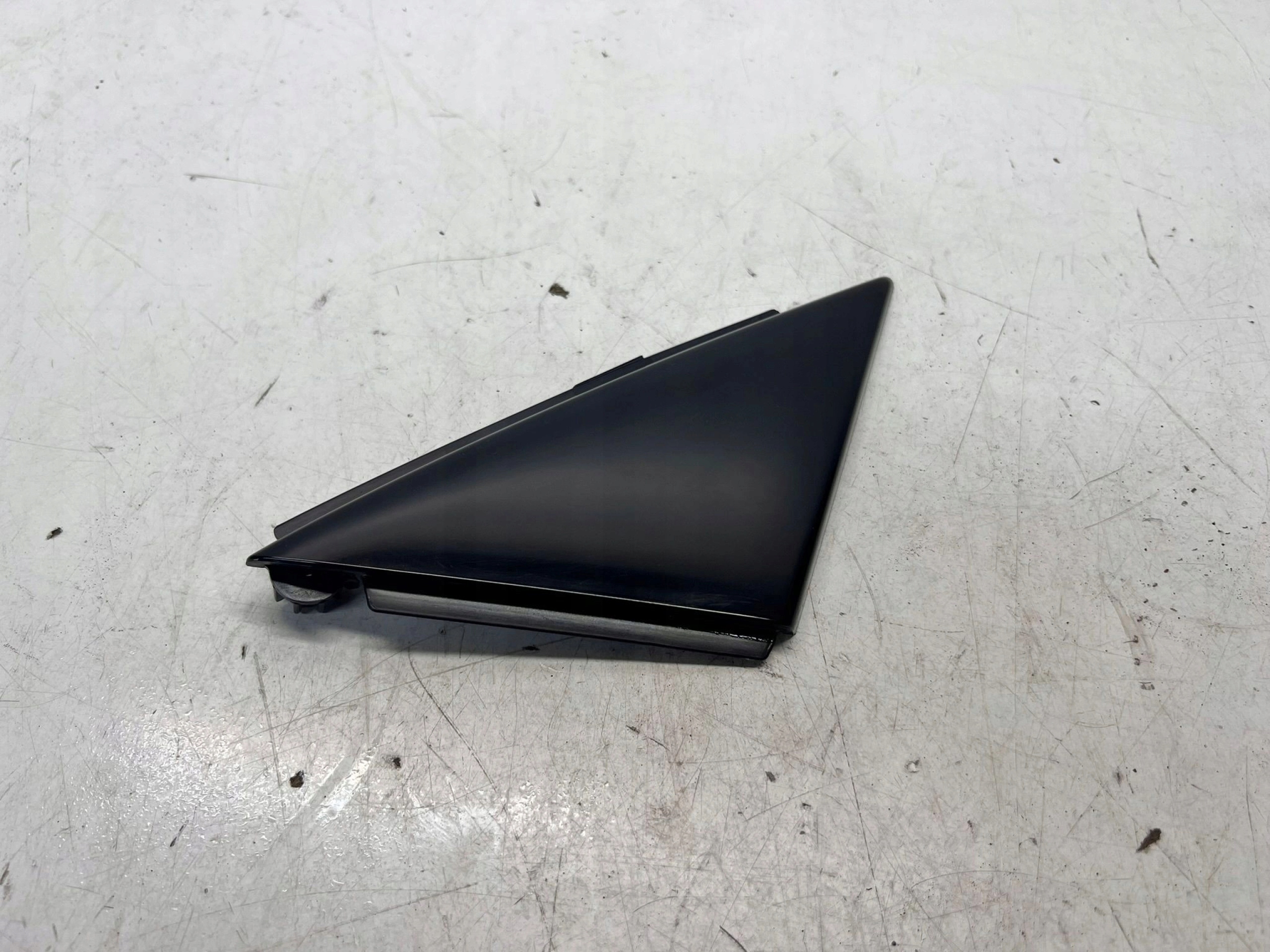 triangle cap door left front AUDI Q5 FY 80A 80A837637 POLYSK