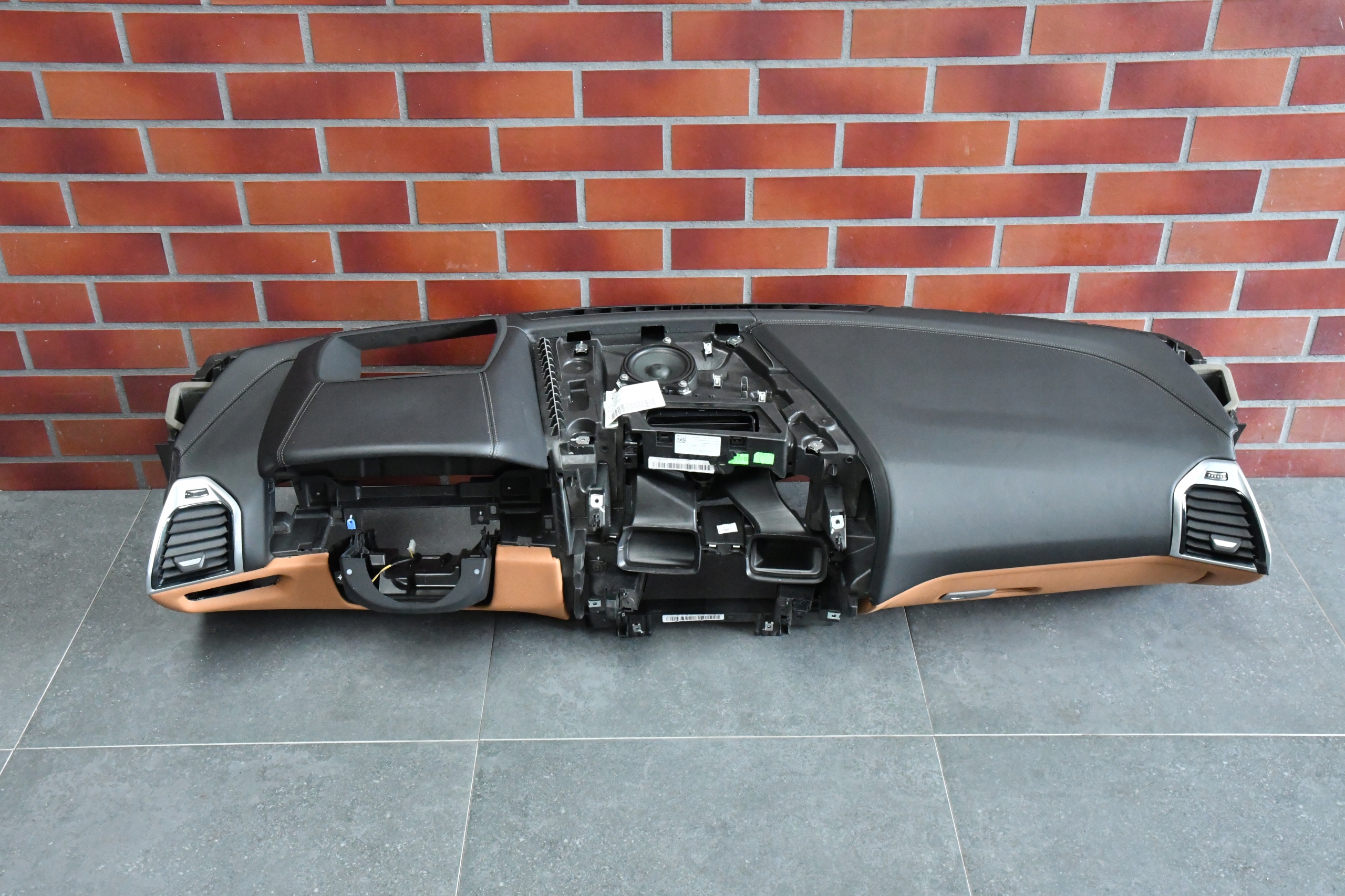 Sitze mitte innere BMW 8 G15 COUPE VARI COGNAC INDIVIDUAL