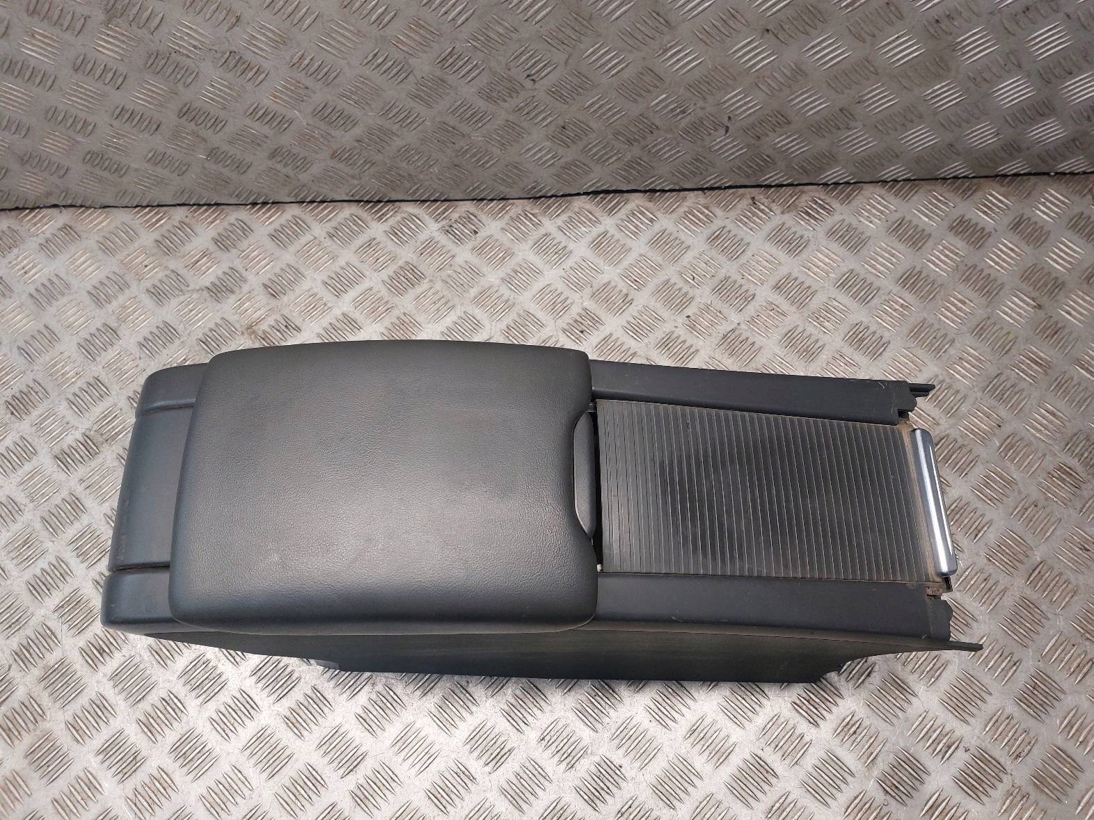 TUNEL media bracciolo VOLVO XC60 e LIFT