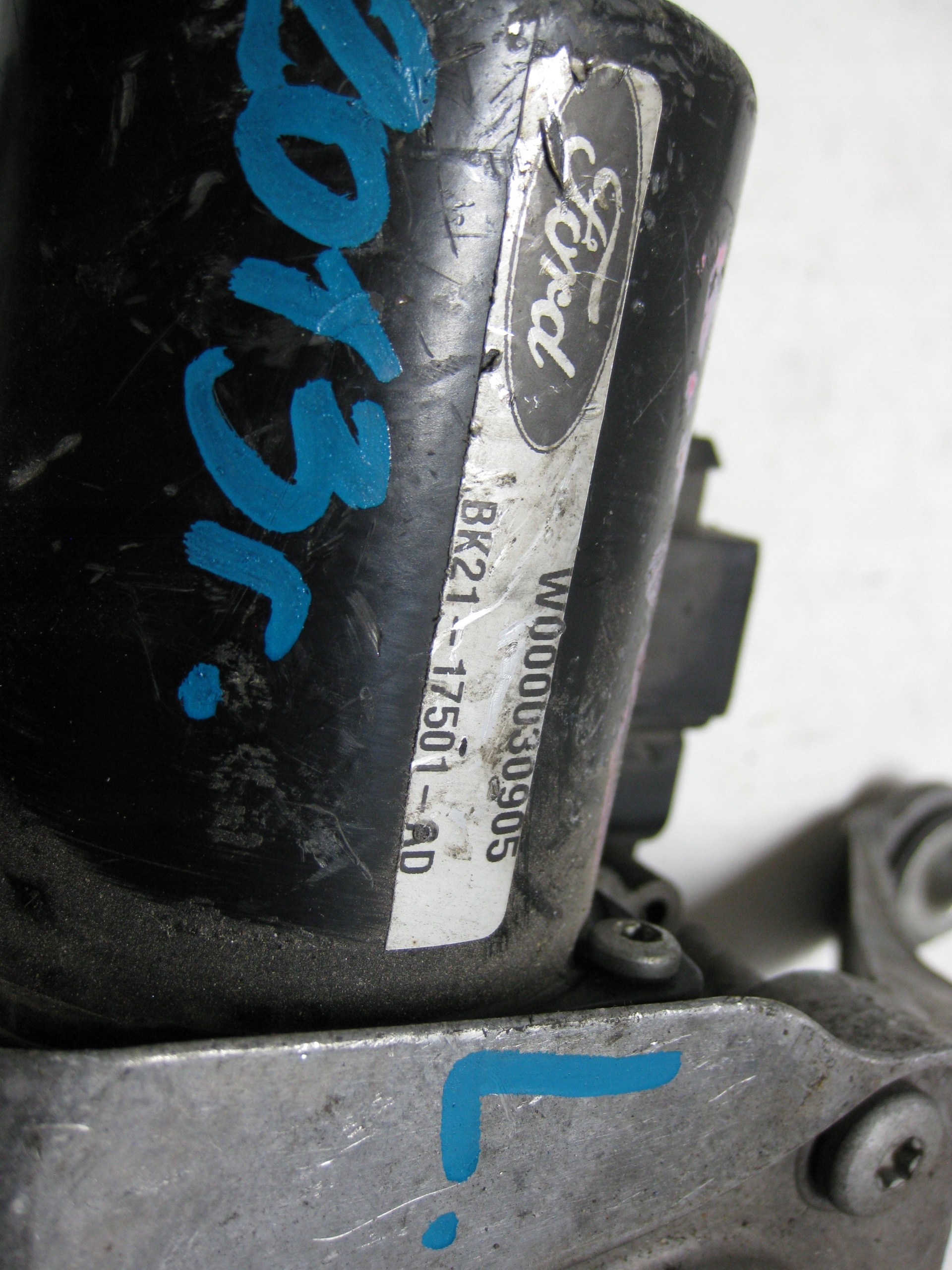 FORD TRANSIT Gestänge Motor Wischer links BK2117501AD
