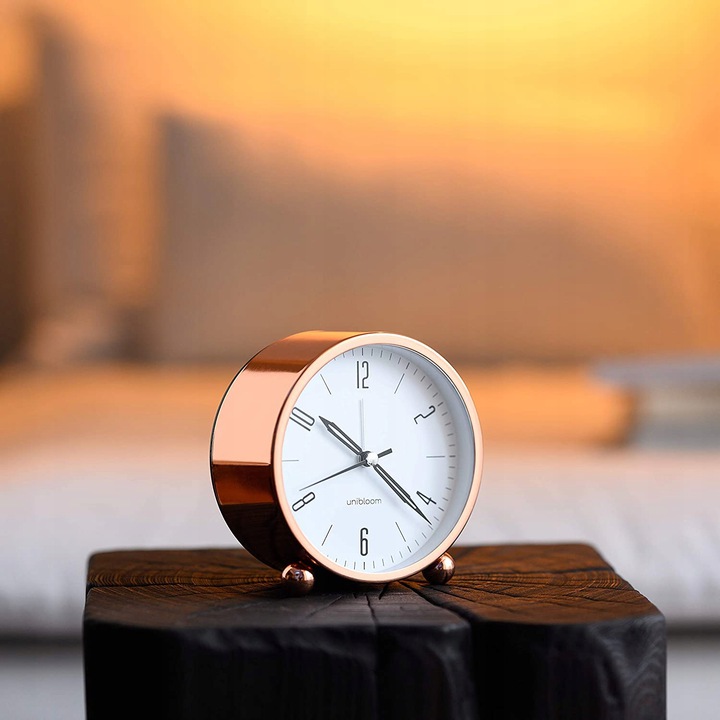 BUDZIK ZEGAREK BEZGŁOŚNY CICHY ZEGAR BEZ TYKANIA Szerokość całkowita 11.6 cm