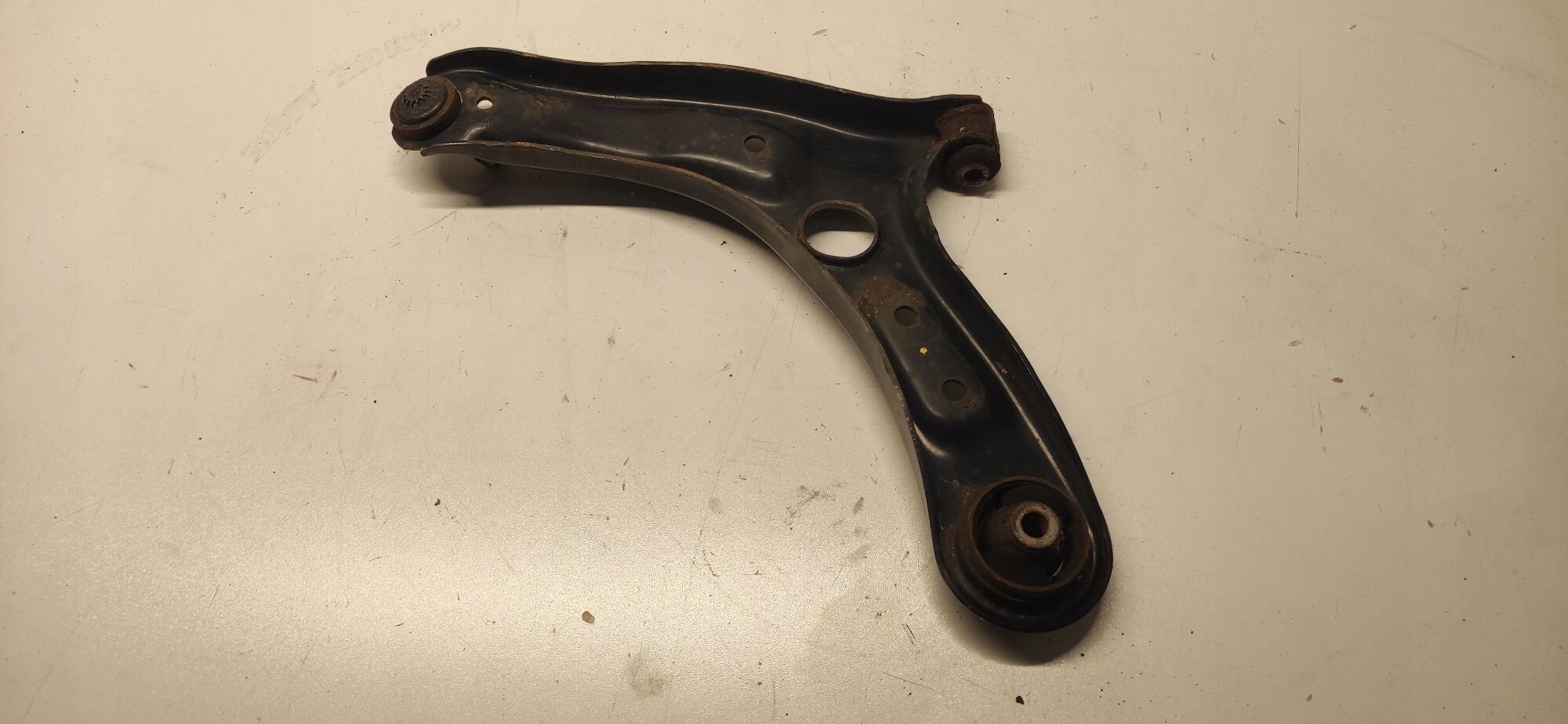 KIA RIO IV V arm right front front original 17-24