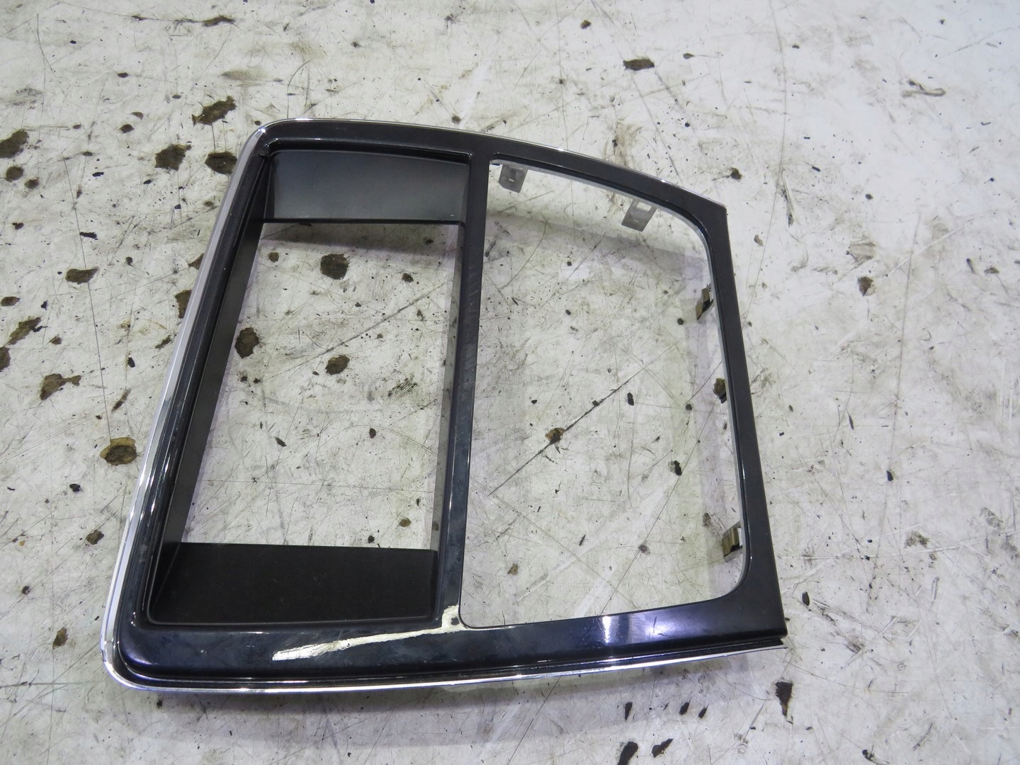 Рамка радио NAVI JAGUAR XJ X351