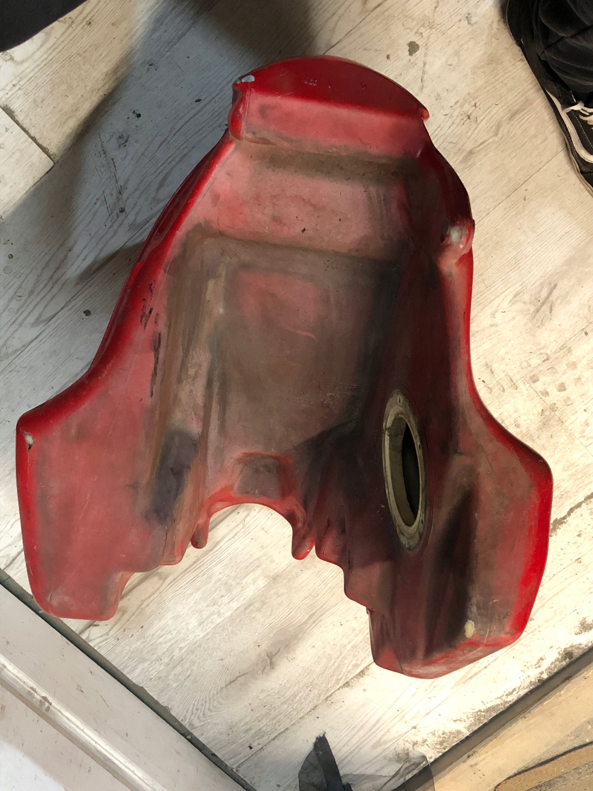 ТОПЛИВНЫЙ БАК КРАСНЫЙ 23130229 BMW R 1100