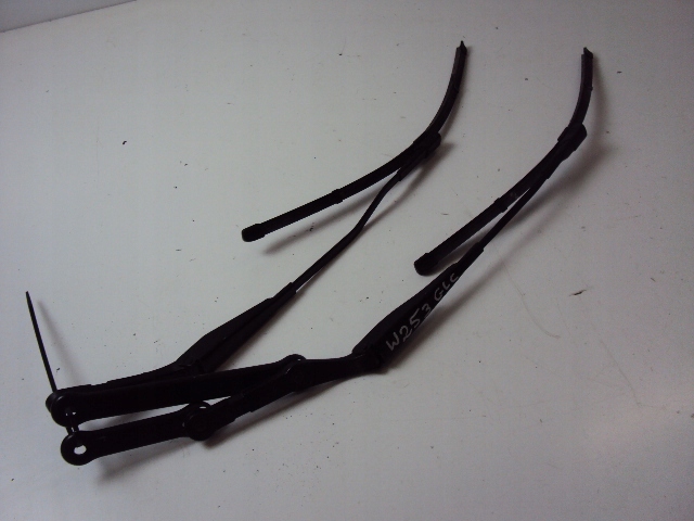 Рычаги стеклоочистителя MERCEDES GLC W253