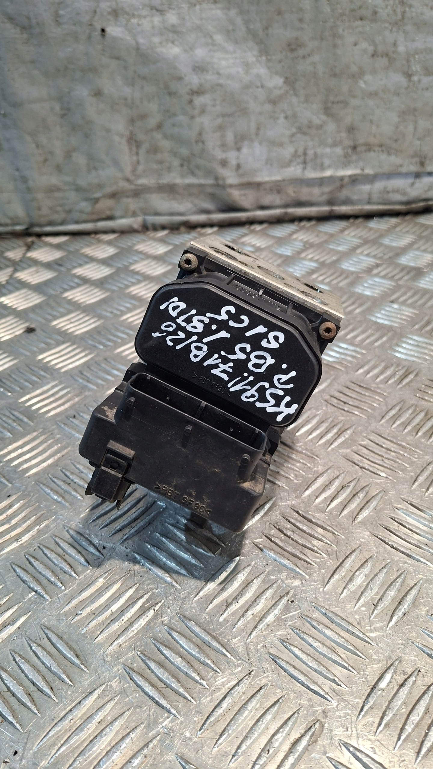 Pompe ABS VW PASSAT B5 1.9TDI