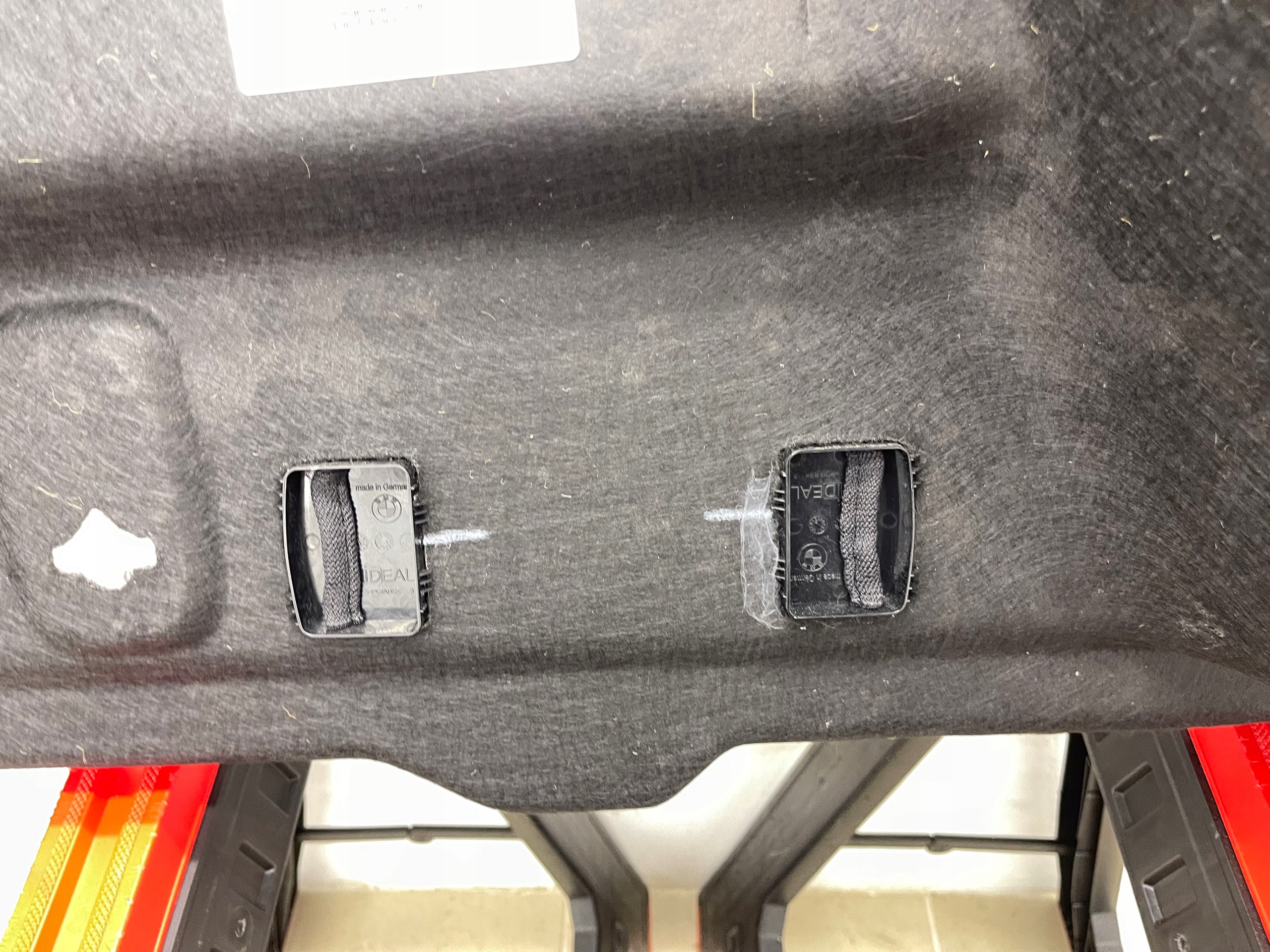 BMW 2 F45 boot upholstery left 7428421