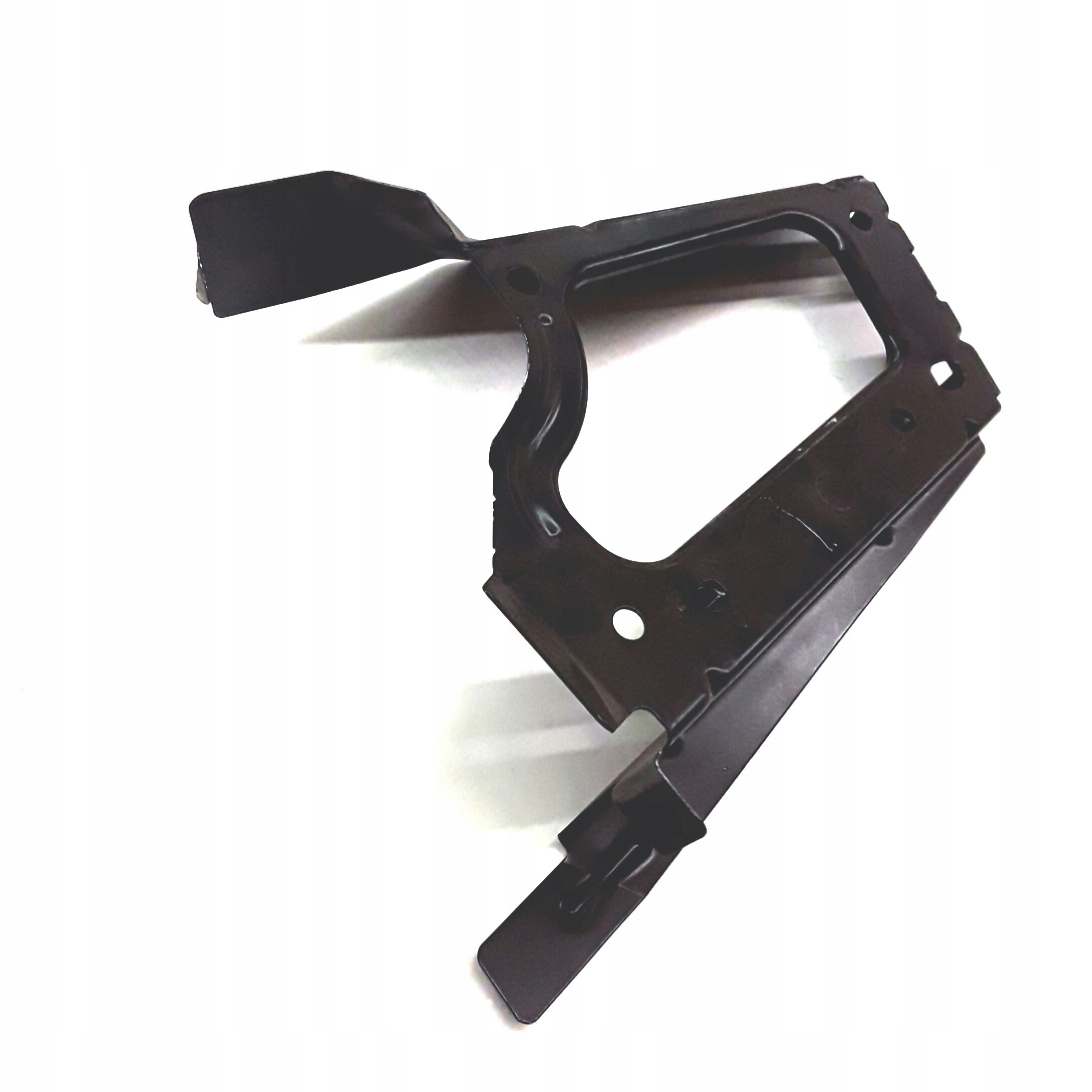 Volvo XC90 držák uchycení blatníku pravý přední 8625335