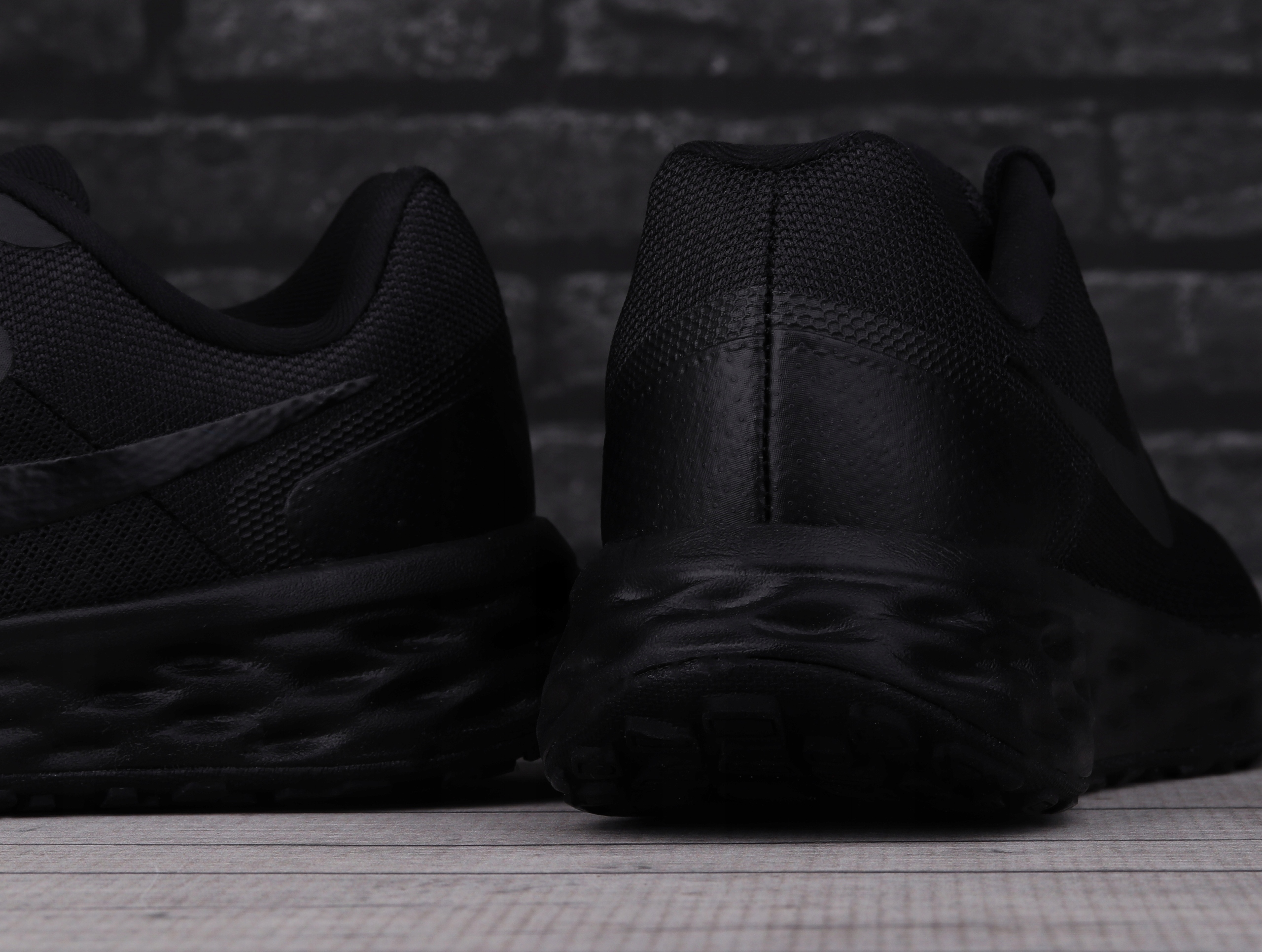 Buty męskie Nike Revolution 6 NN DC3728 001 Rozmiar 43