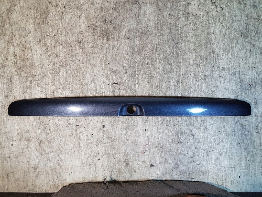 LISTWA BLENDA KLAPY TYŁ OPEL VECTRA B