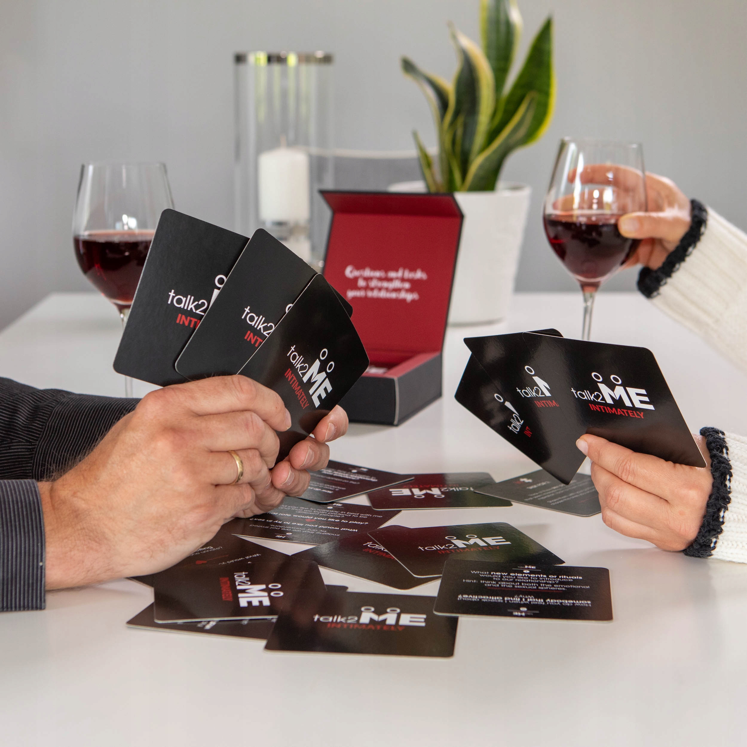 Talk2Me INTIMATELY: RozmawiajMY INTYMNIE WERSJA ANGIELSKA ENG Wiek gracza 18+