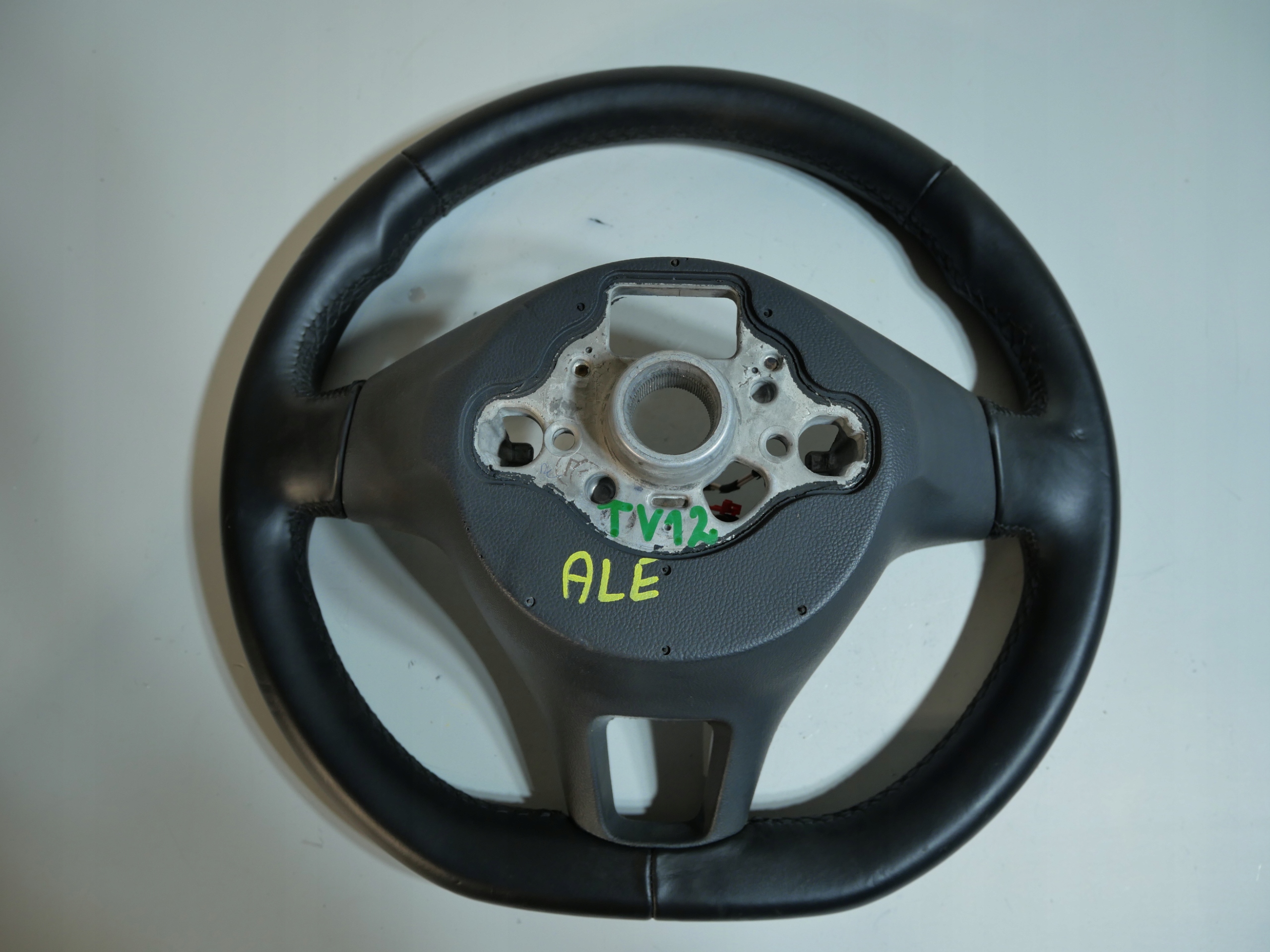 steering wheel, leather VW CADDY 2K5