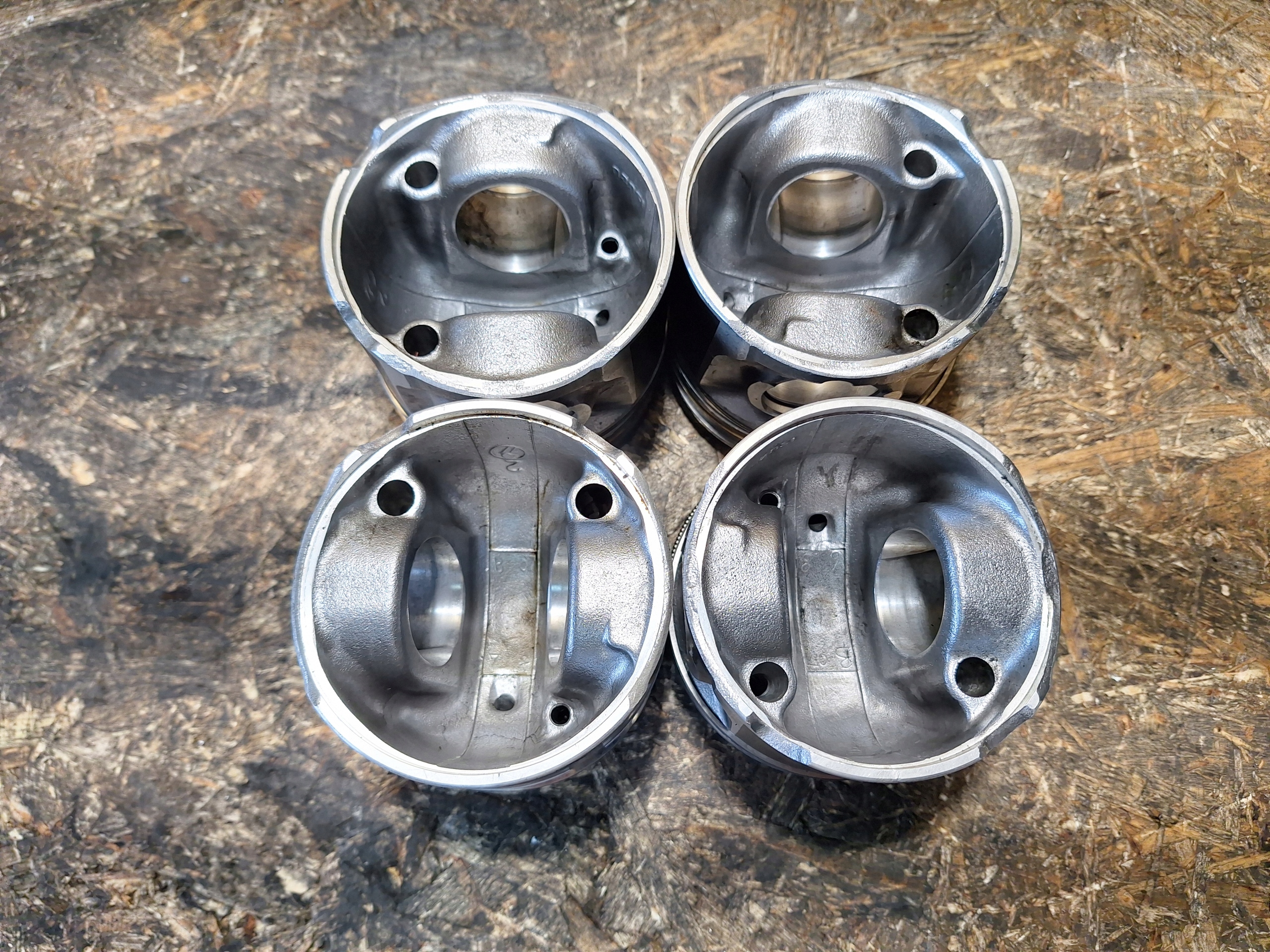 pistone ISUZU D-MAX e 2.5 D TD DITD 4JK1 4JK1-TC 06-12