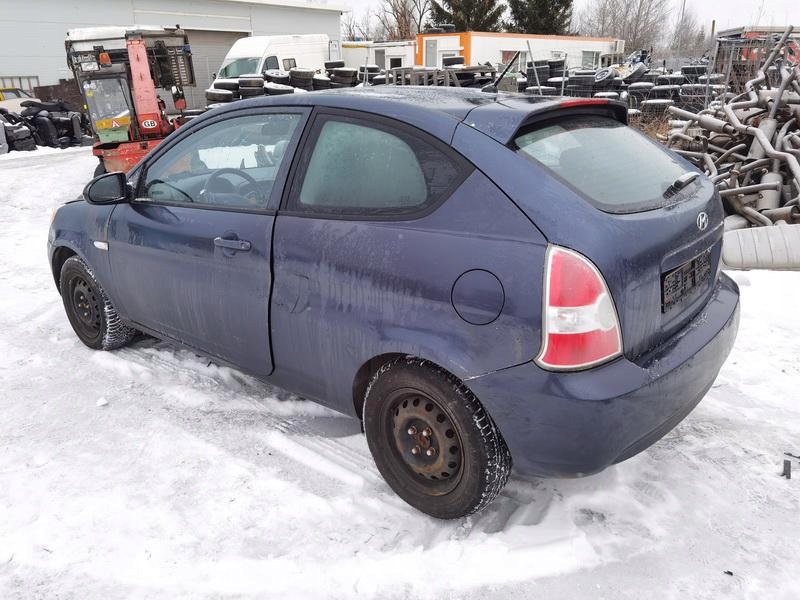 Hyundai ACCENT коллектор Впускный 2008 1.5л