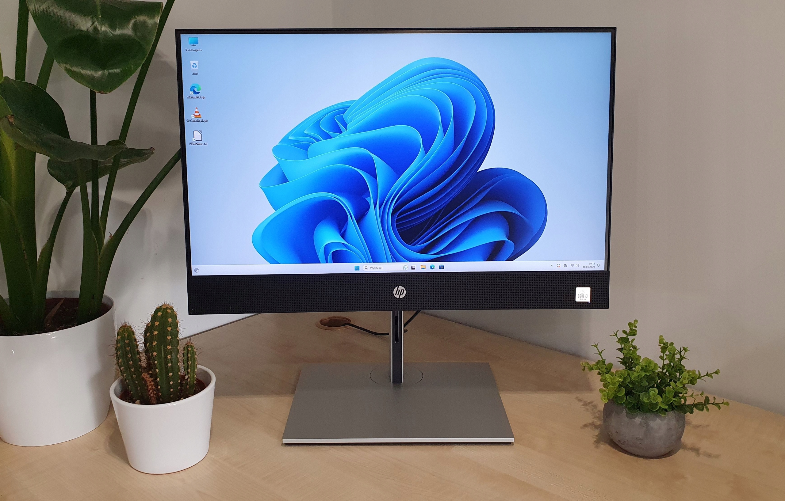 Komputer HP 440 G6 All in One Core i3-10100 8/256GB SSD 24" win 11 Pro Kam EAN (GTIN) 3000112257870