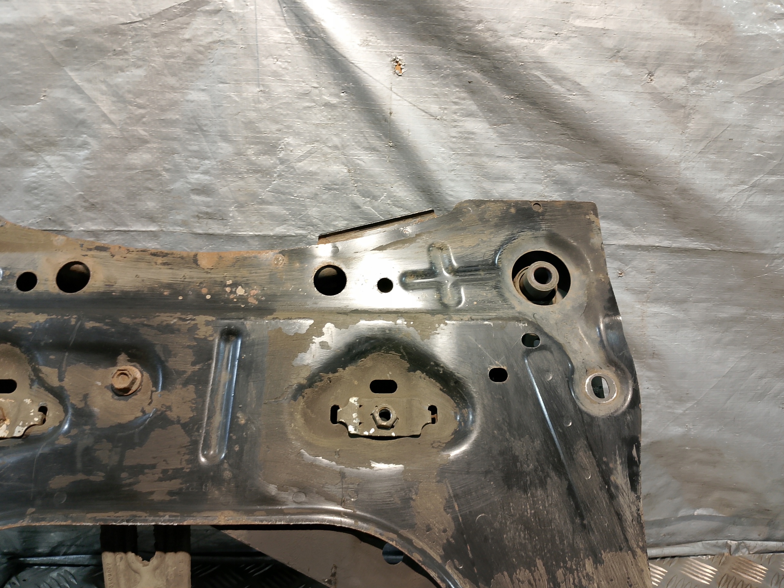 axle beam springing sider below engine NISSAN MICRA K12 1.2 B