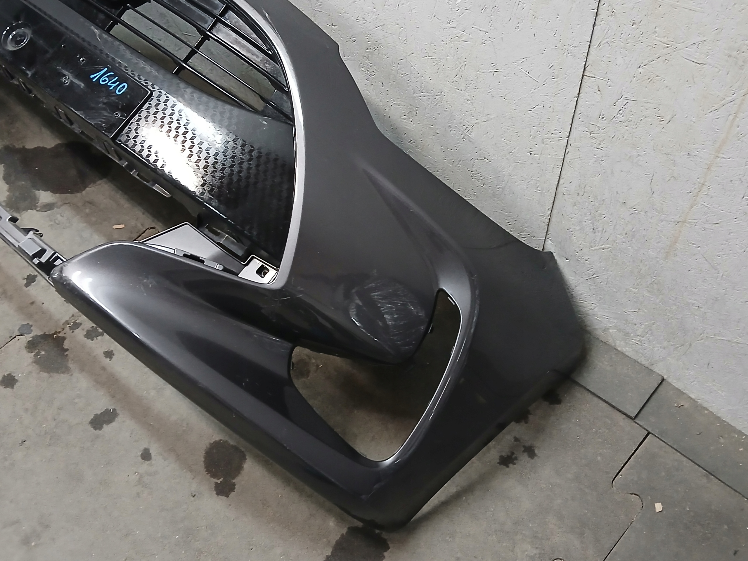 nárazník předek TOYOTA YARIS IV 4 20
