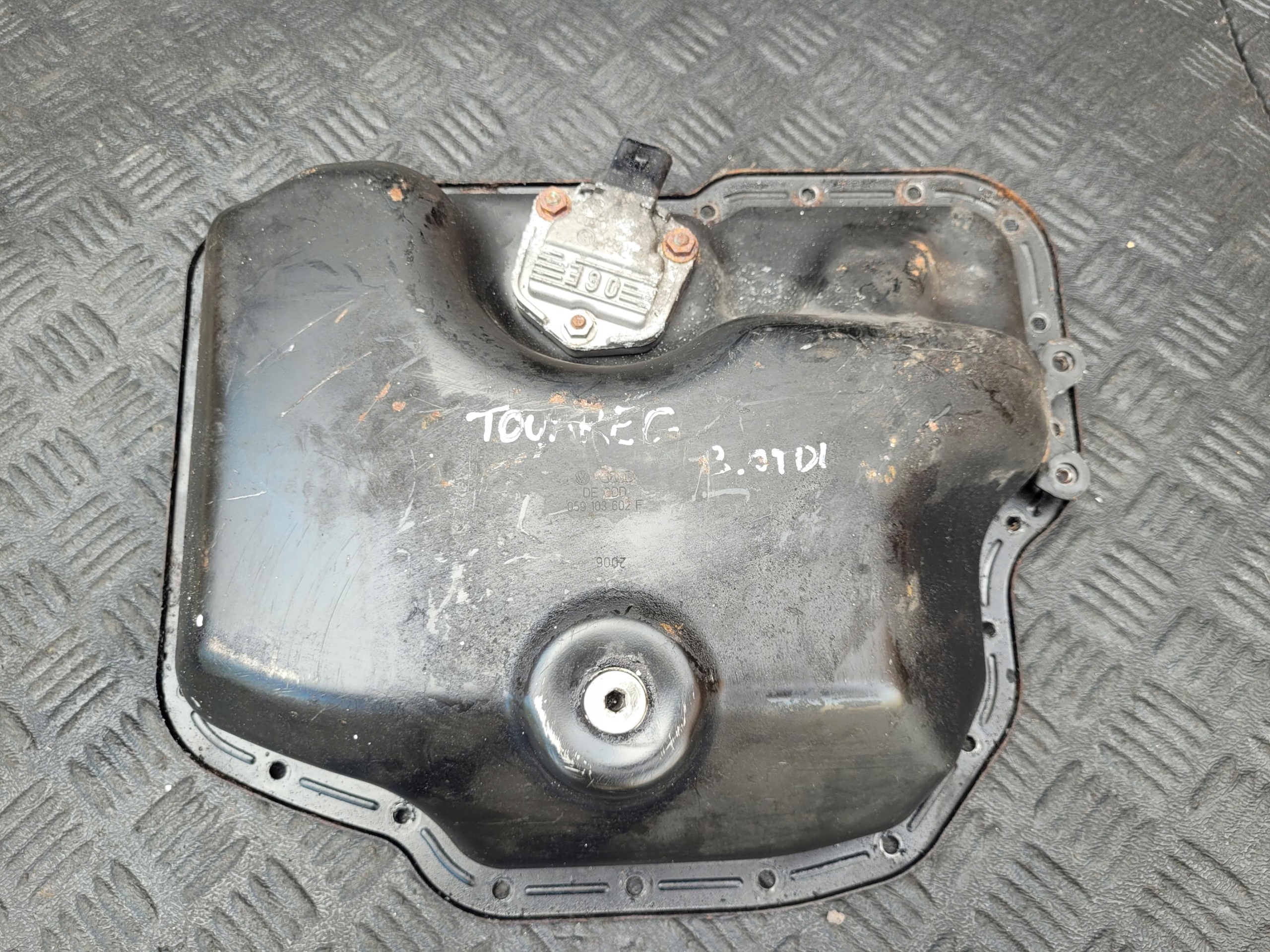 oil sump sensor 059103602F VW TOUAREG 7L LIFT 3.0 TDI
