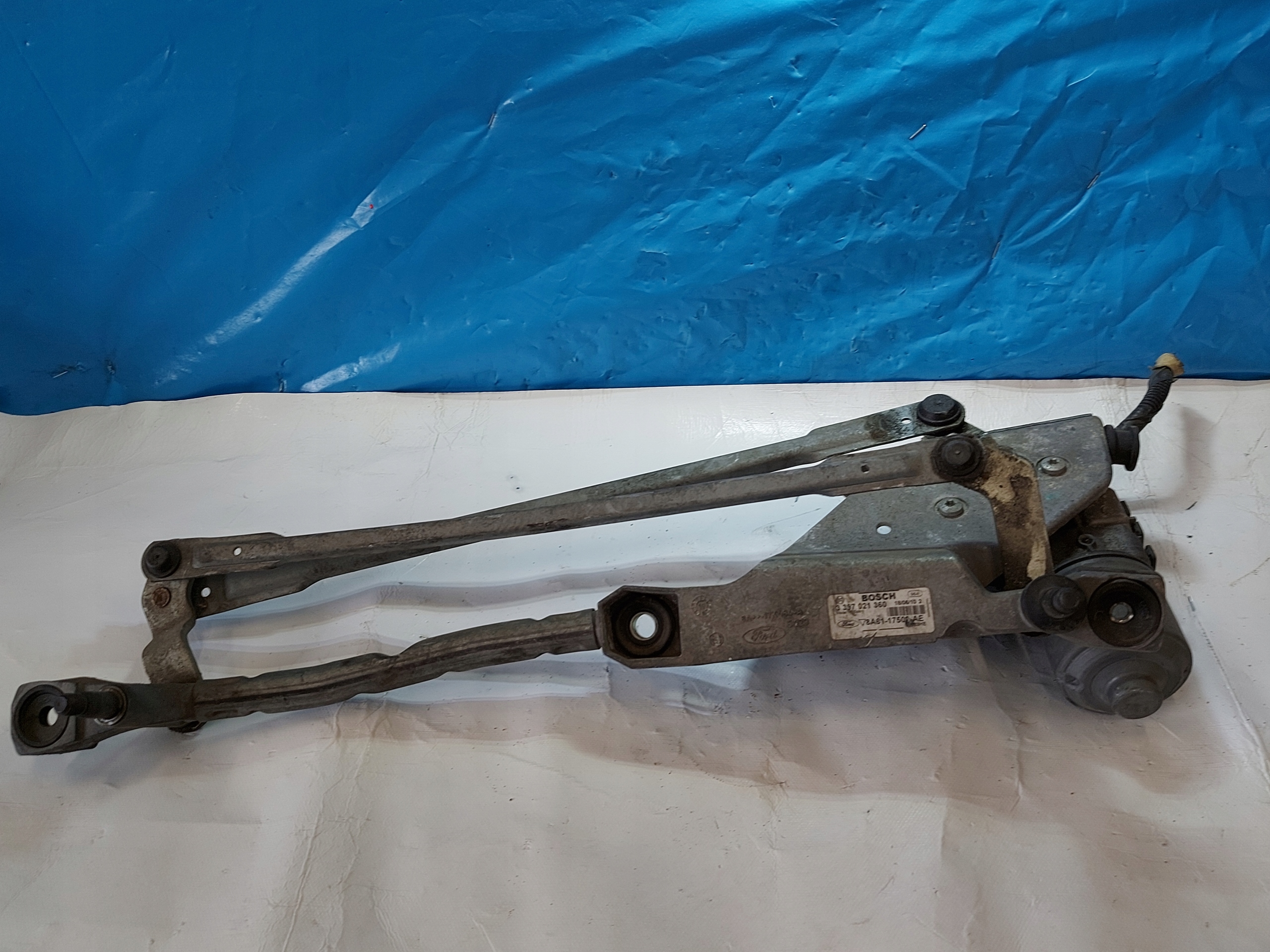 wiper mechanism FIESTA MK7 3397021360 front