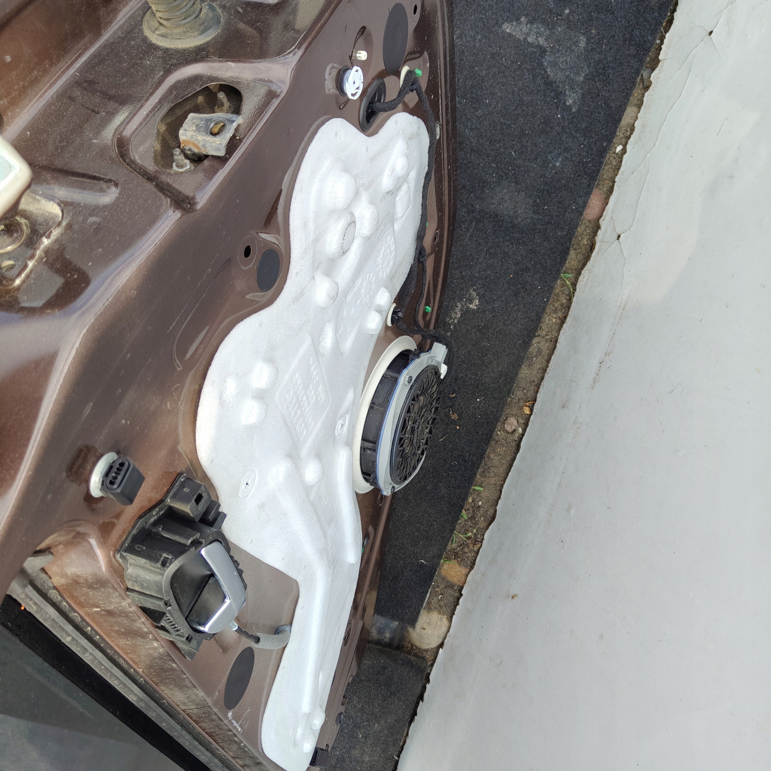 door rear. rear part left PEUGEOT 2008 and