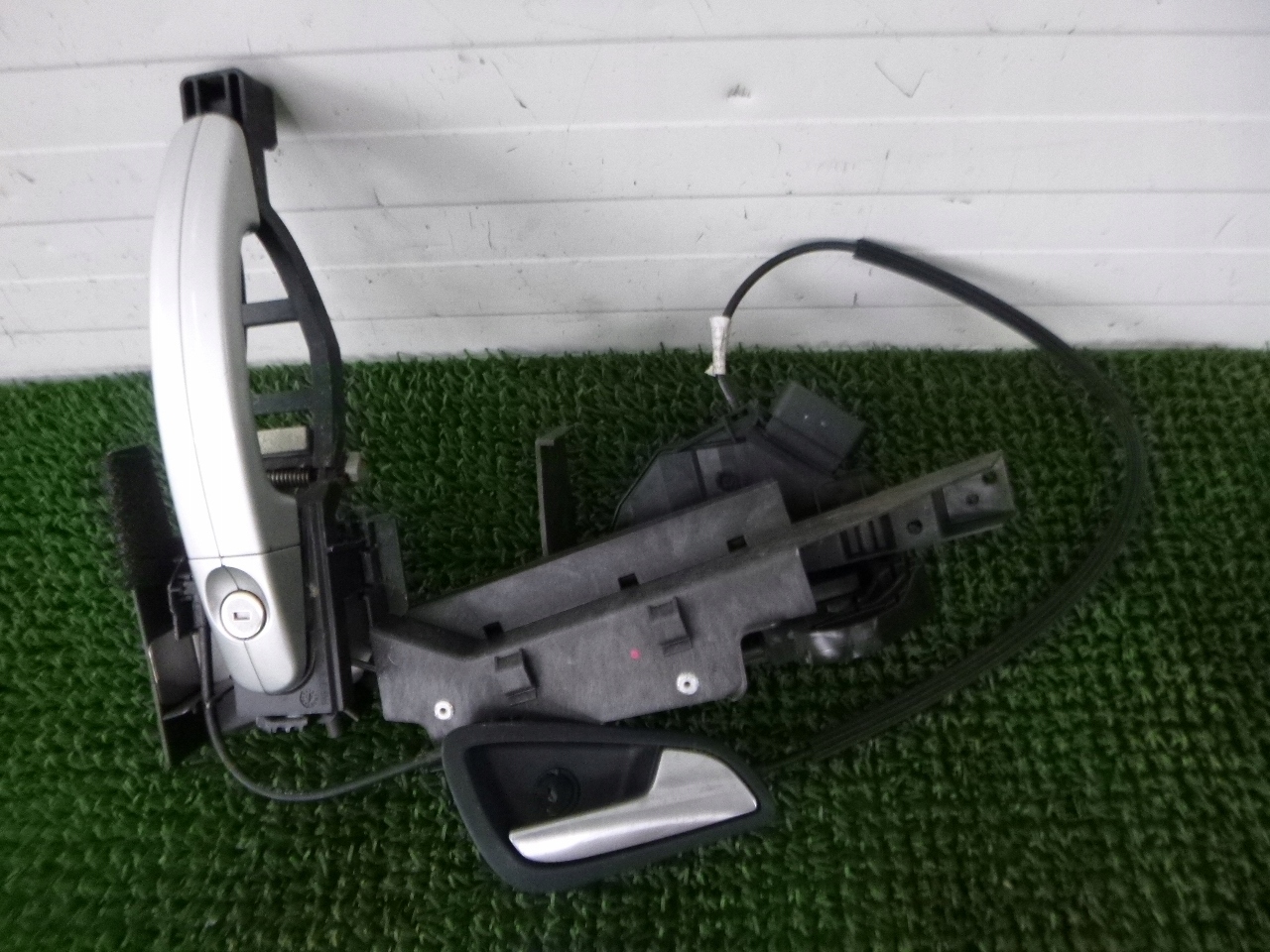 FORD C-MAX MK2 lock door front right front