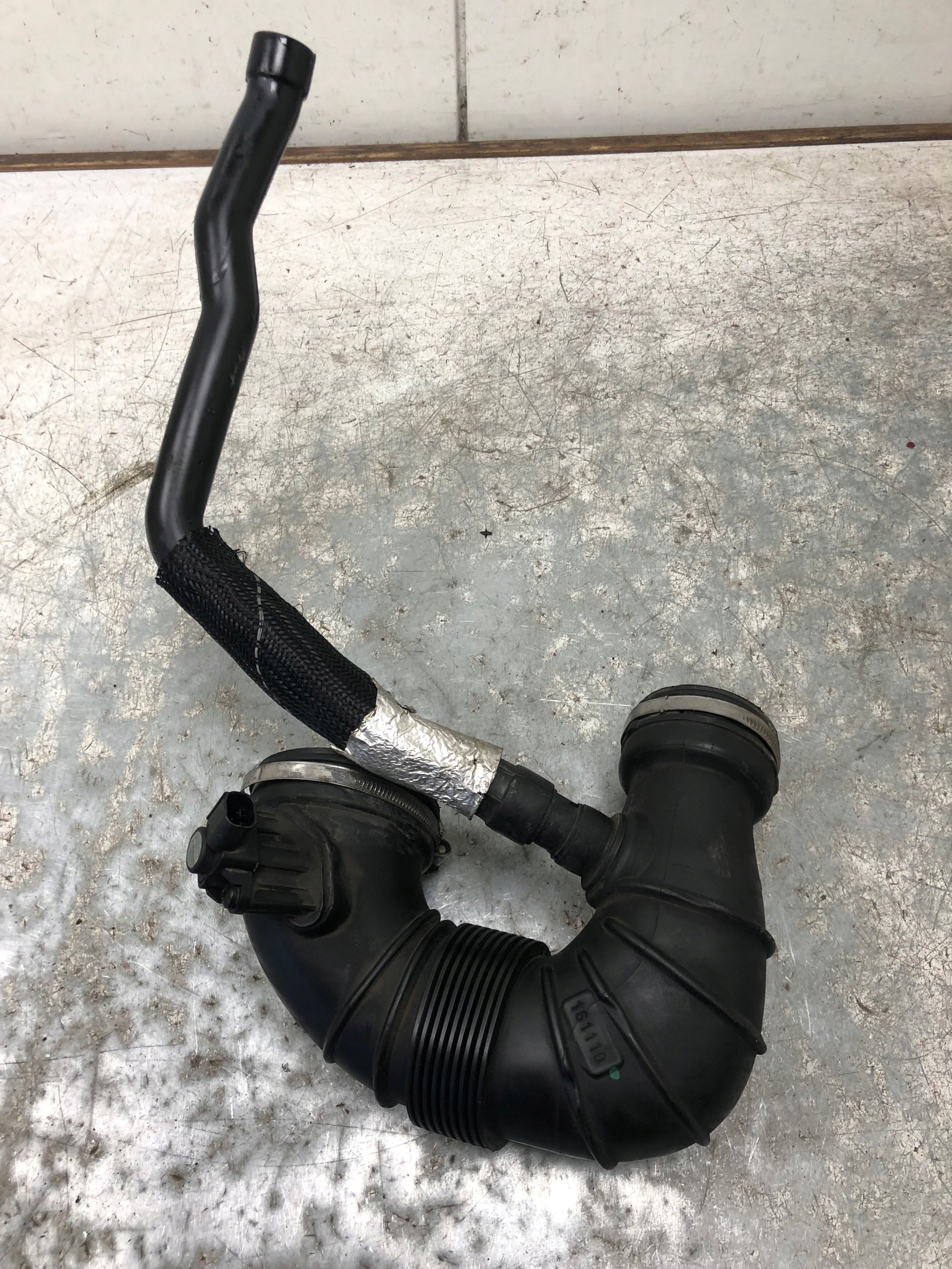 pipe air hose MERCEDES W204 A6510940797