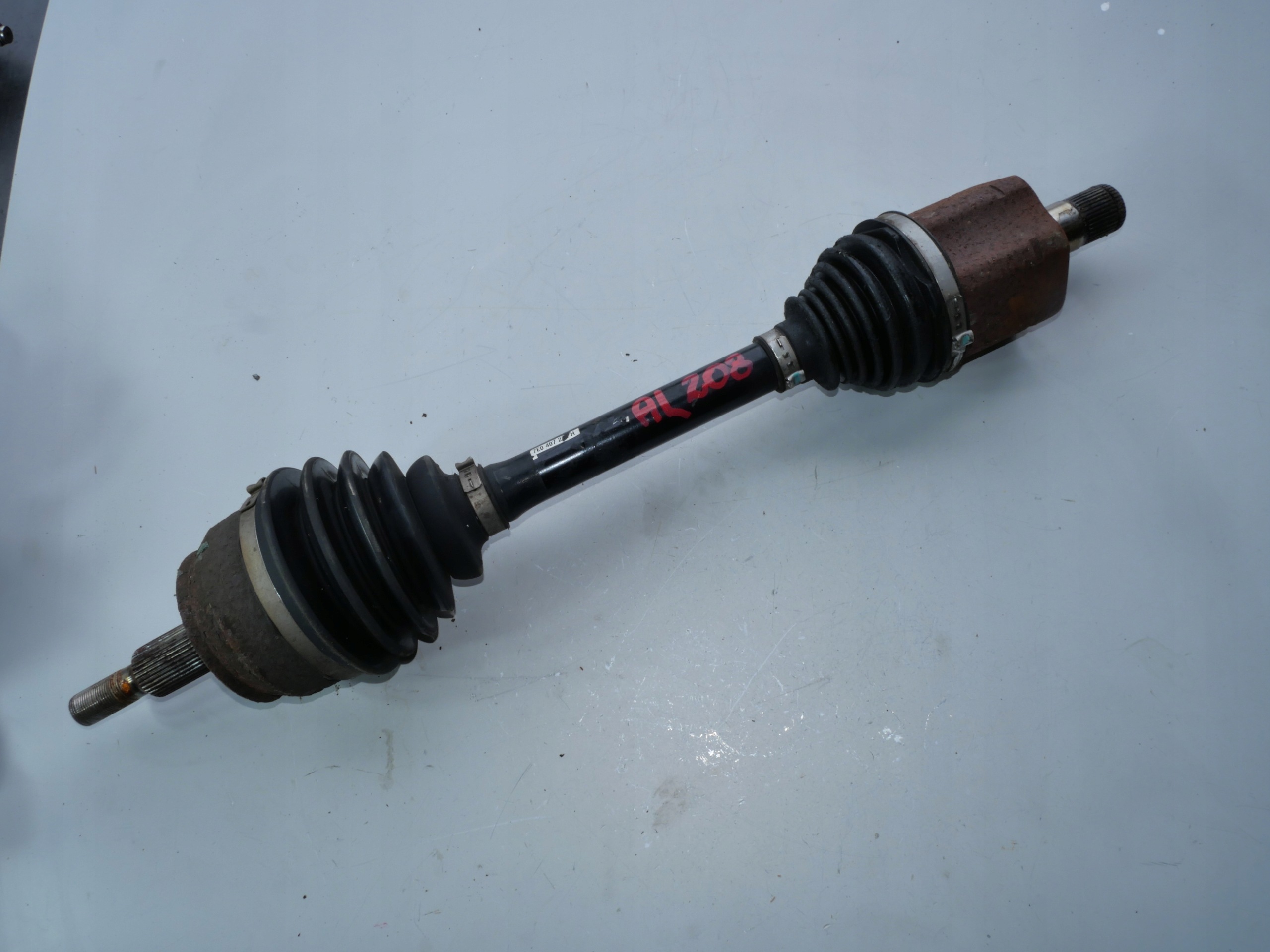 VW T5 T6 semi-axis 7E0407276H