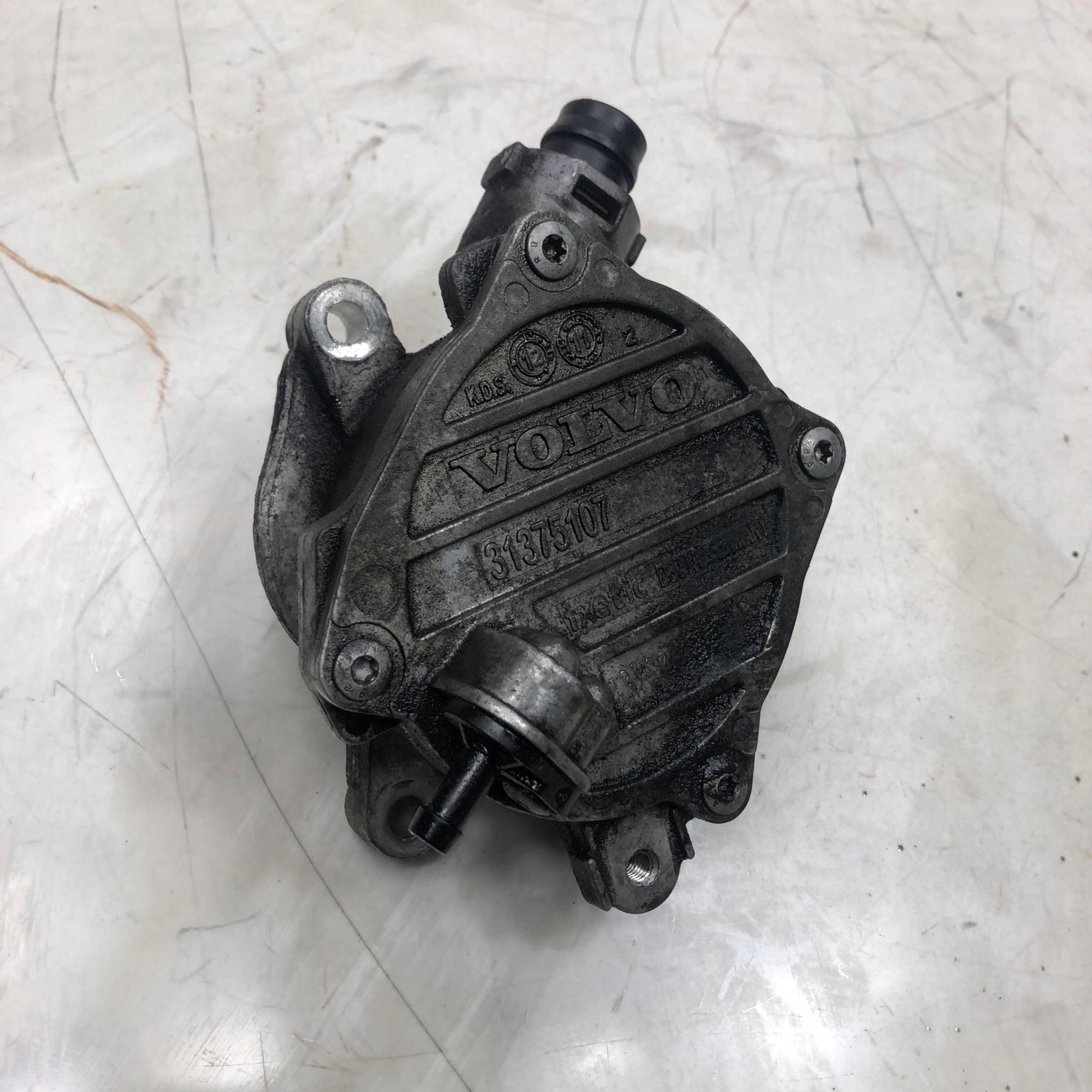 POMPA VACUM V60 I XC60 I S60 II