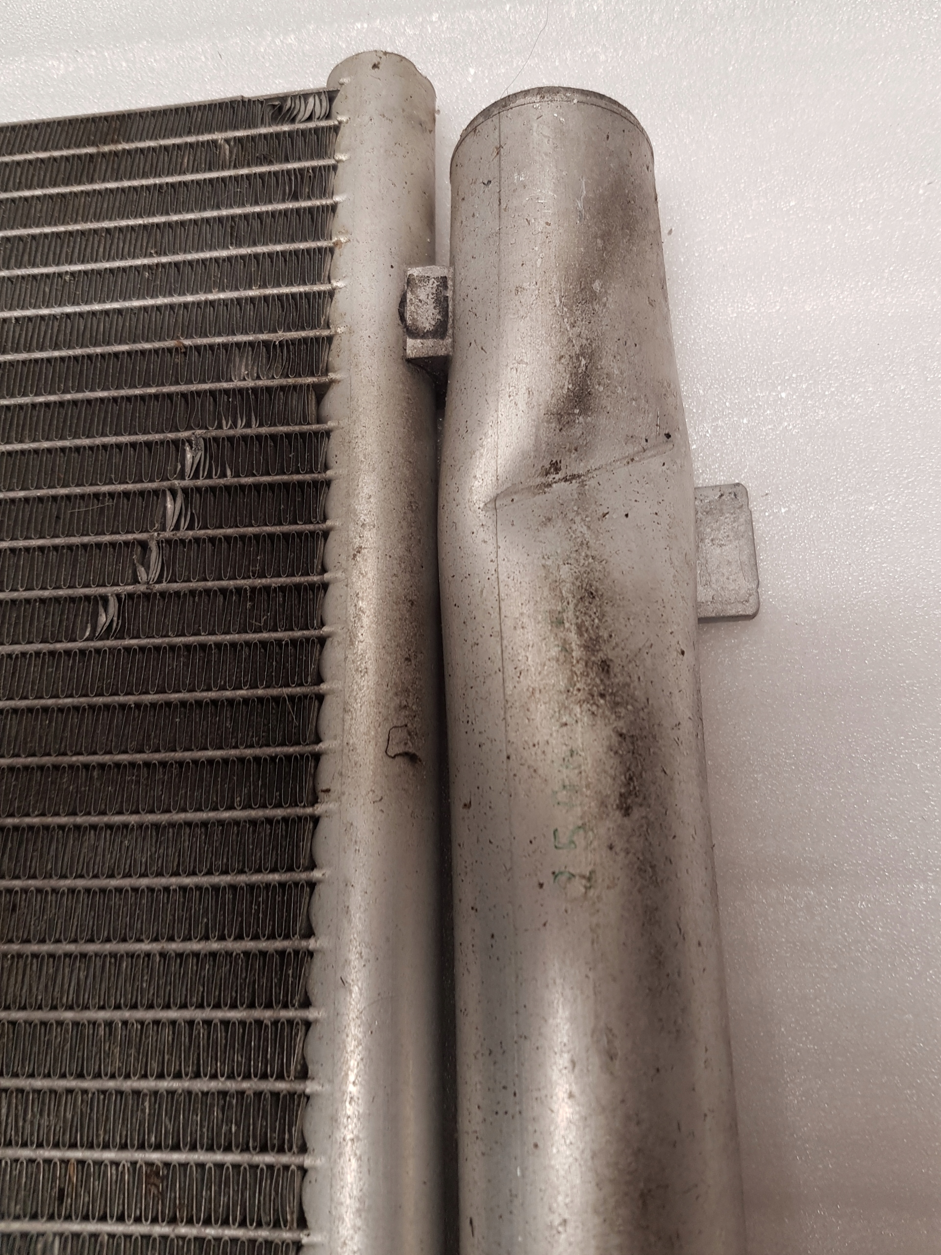 Radiateur climatisation BMW M5 F90 G11 G14 G30 9364255