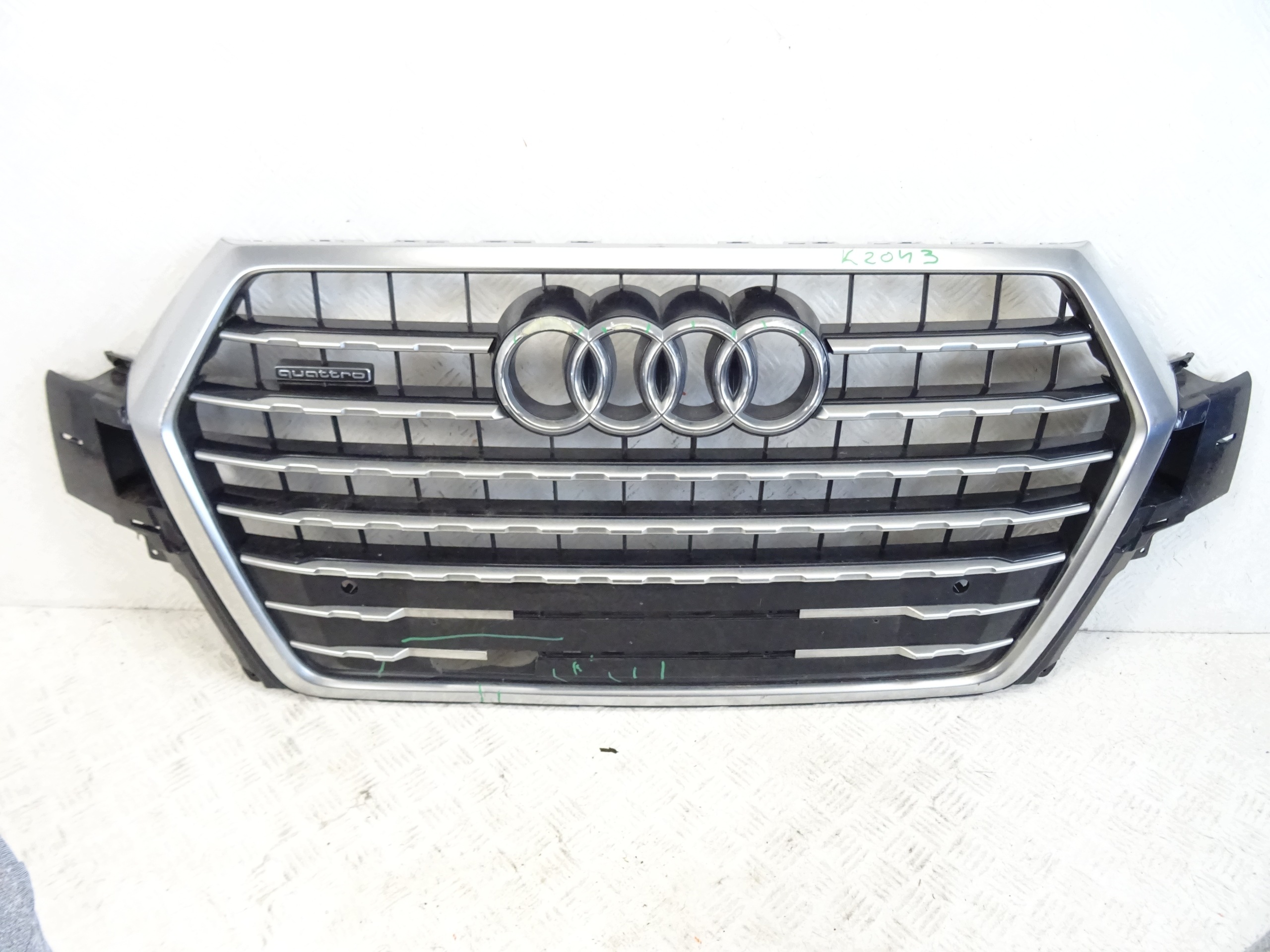 grill grille front front AUDI Q7 II 4MO LIFT 4MO853651