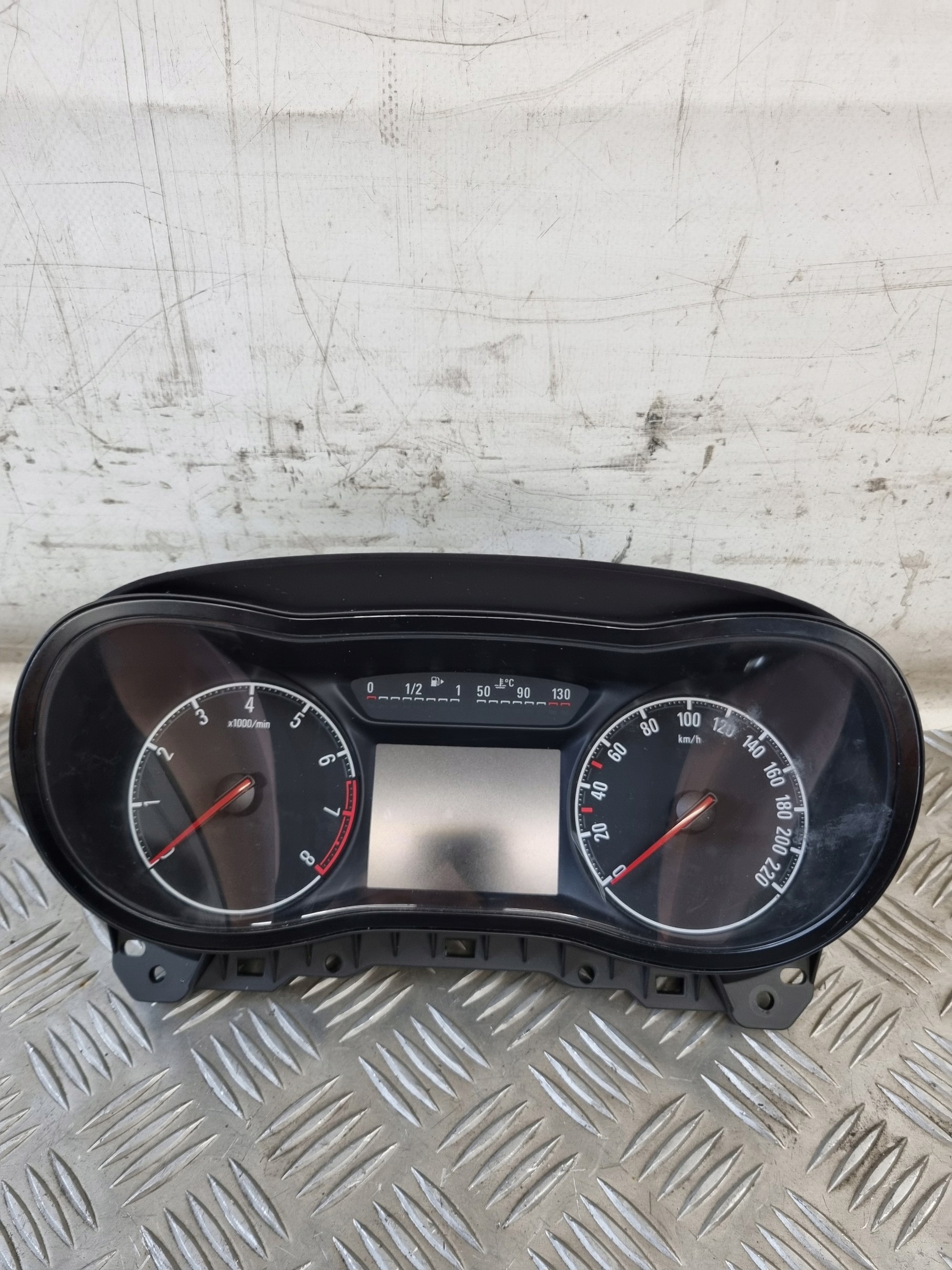 dials dials EU 39140080 367030224 OPEL CORSA E 1.4 B