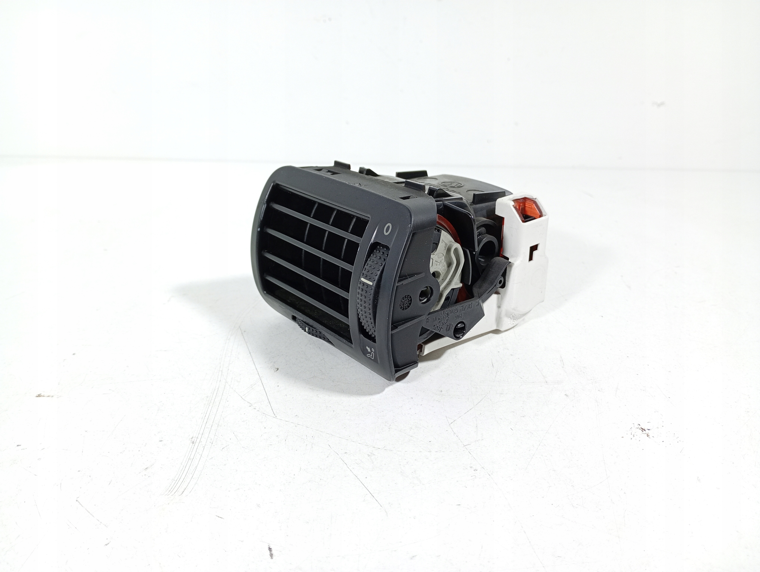 VW PASSAT B5 FL 00-05 grid air conditioning devices air left driver´s OE 3B0819703D